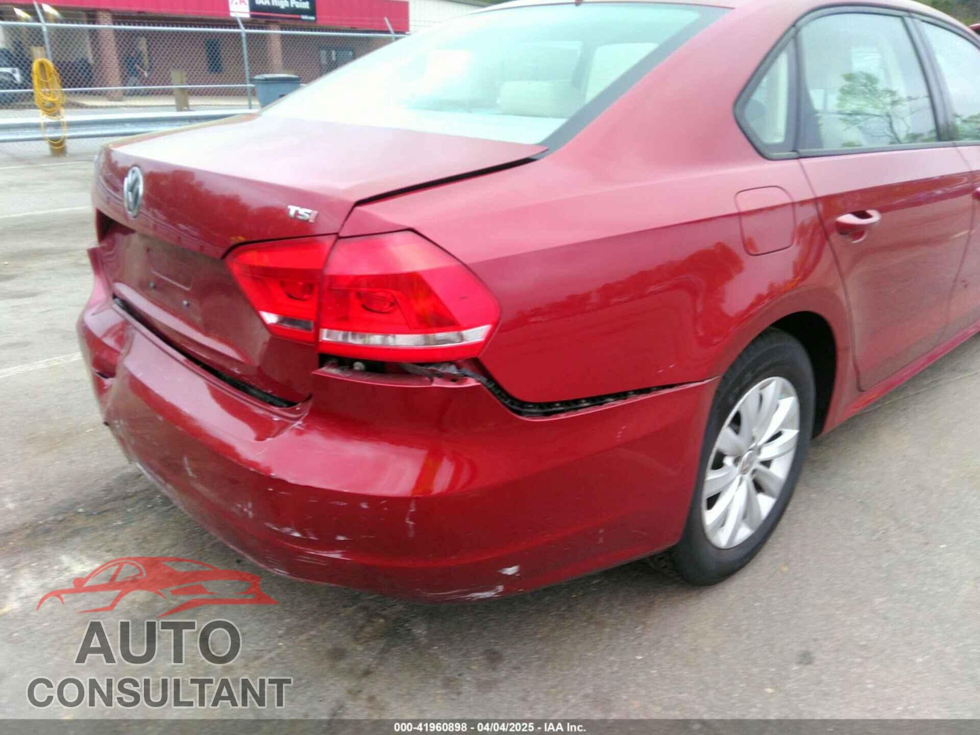 VOLKSWAGEN PASSAT 2015 - 1VWAS7A36FC044461