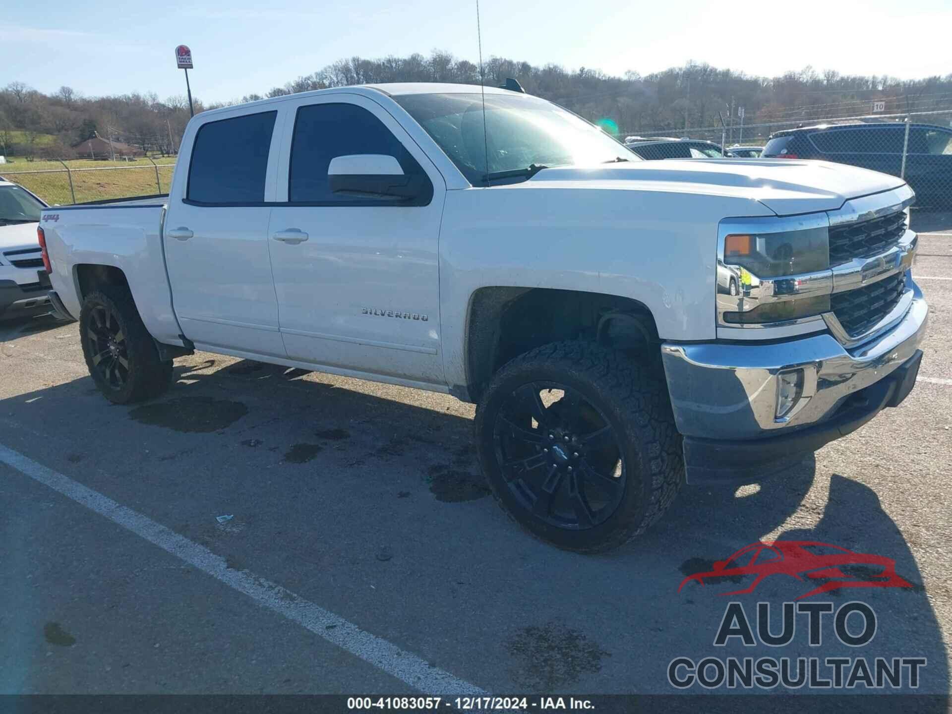 CHEVROLET SILVERADO 2018 - 3GCUKREC0JG609895