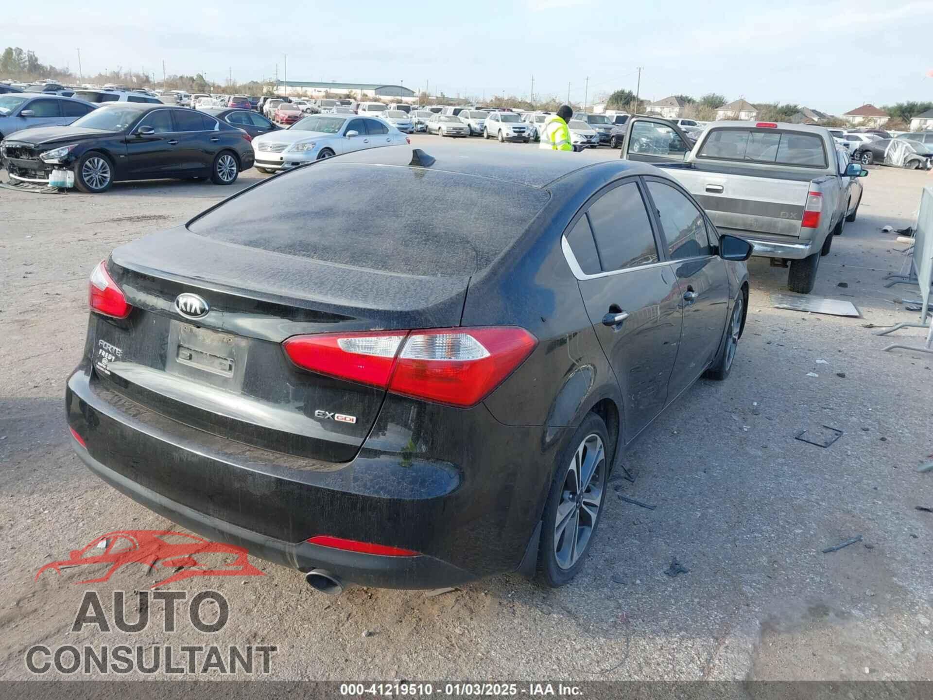 KIA FORTE 2016 - KNAFX4A85G5524871