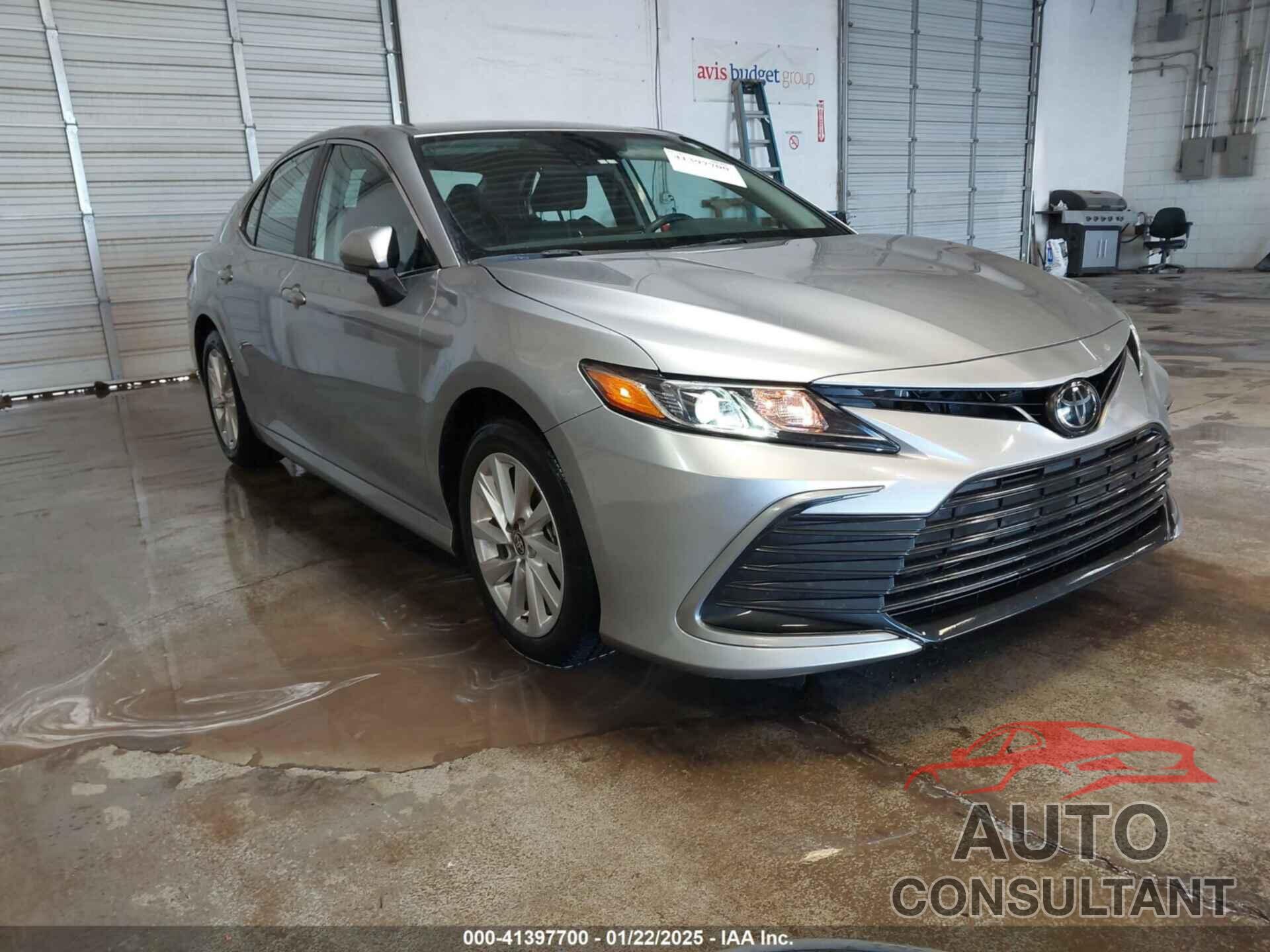 TOYOTA CAMRY 2024 - 4T1C11AK9RU876583