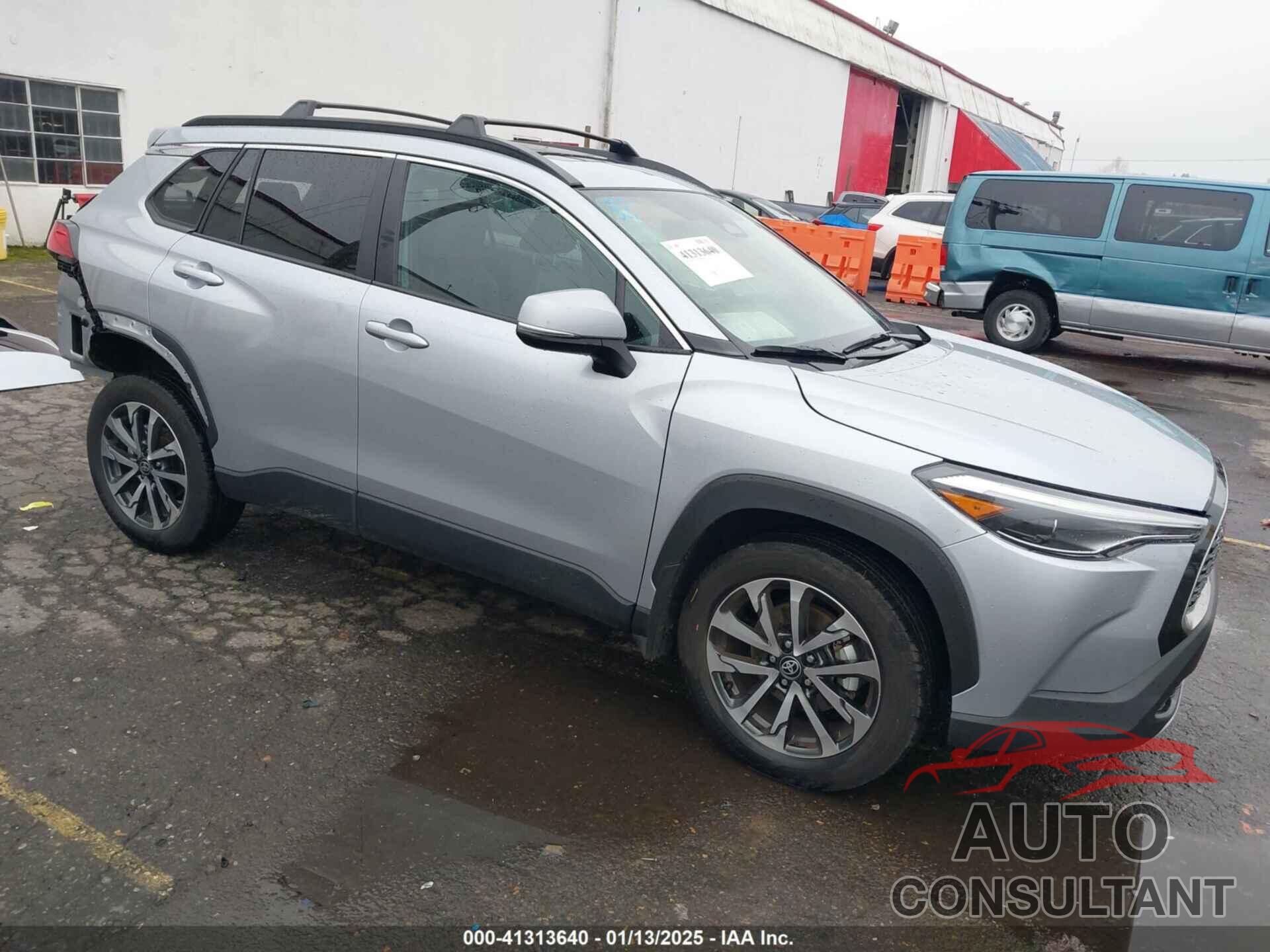 TOYOTA COROLLA CROSS 2023 - 7MUDAABG0PV077852