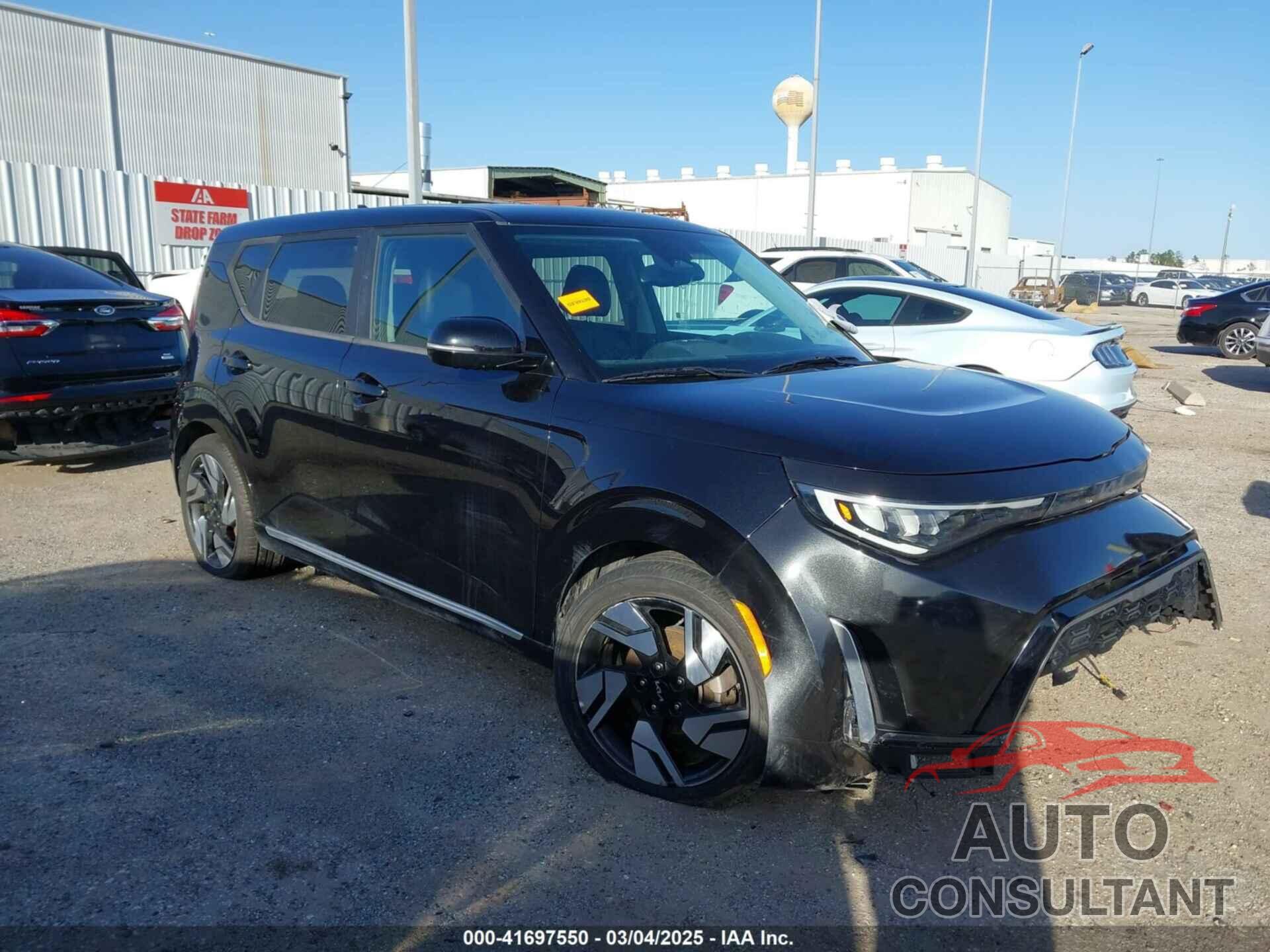 KIA SOUL 2023 - KNDJ53AU6P7858020