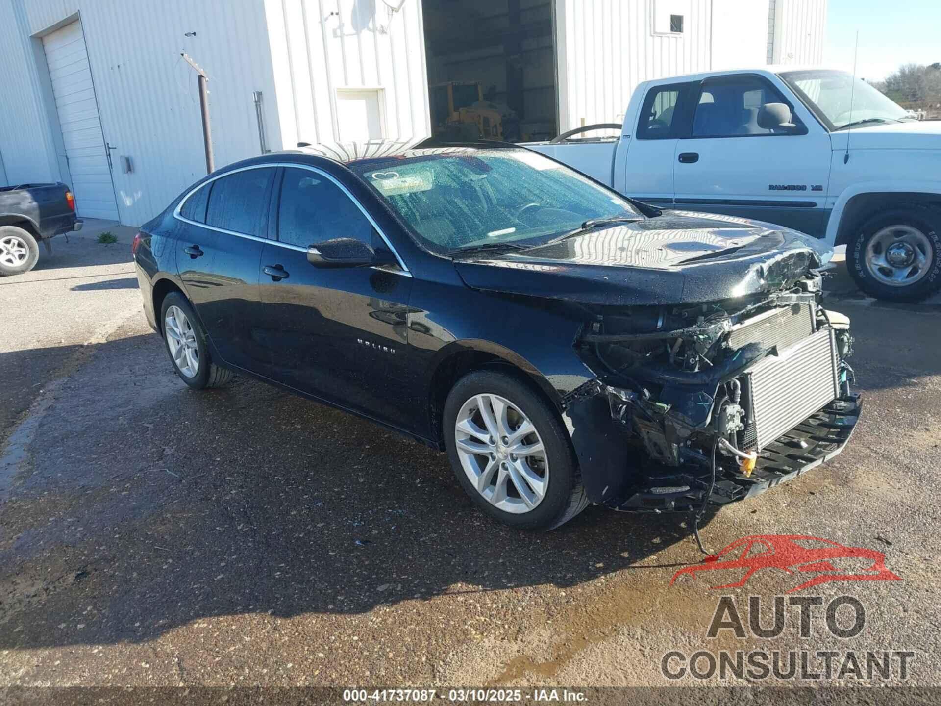 CHEVROLET MALIBU 2018 - 1G1ZD5ST0JF175758