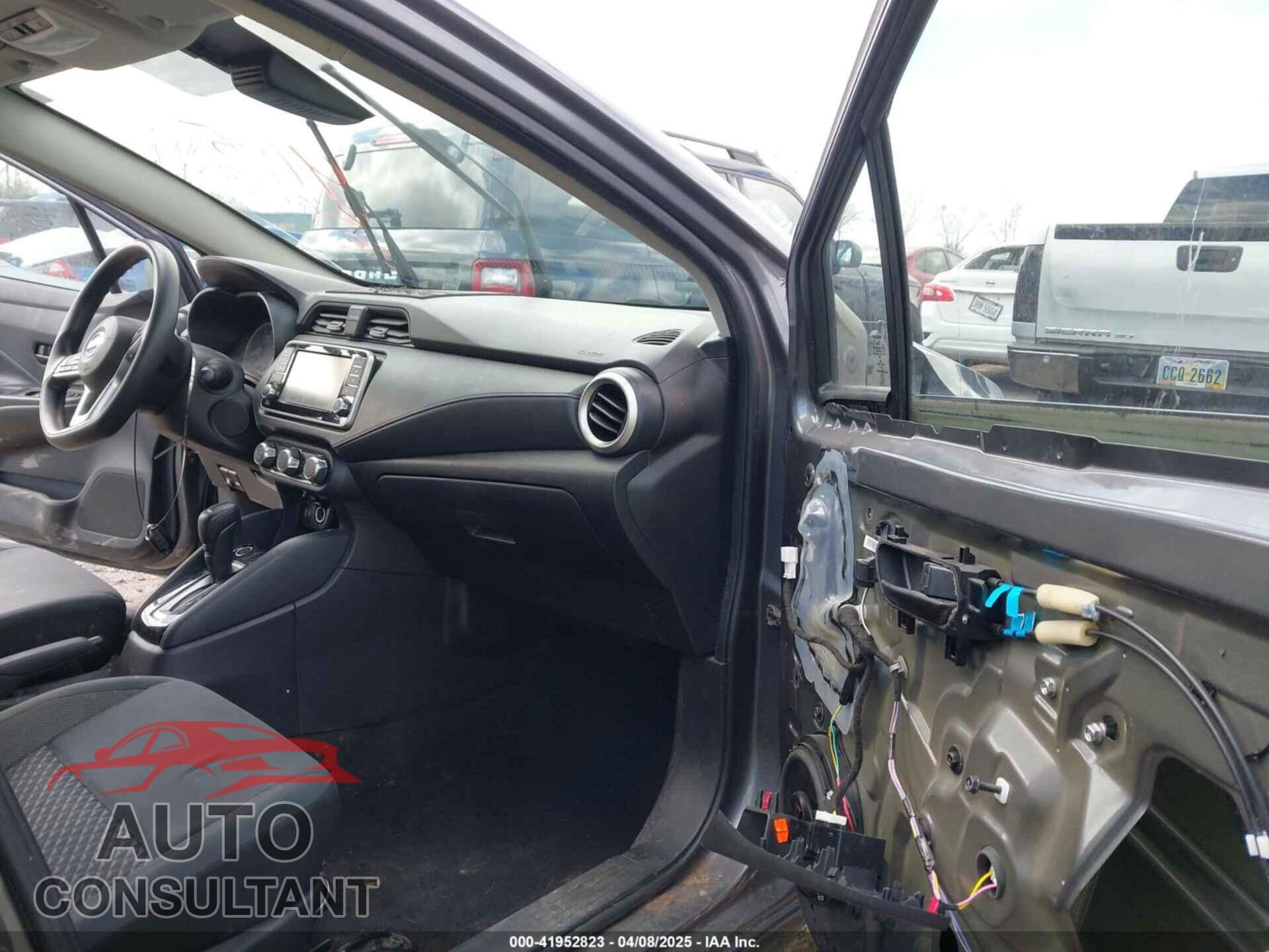 NISSAN VERSA 2020 - 3N1CN8DV2LL801168