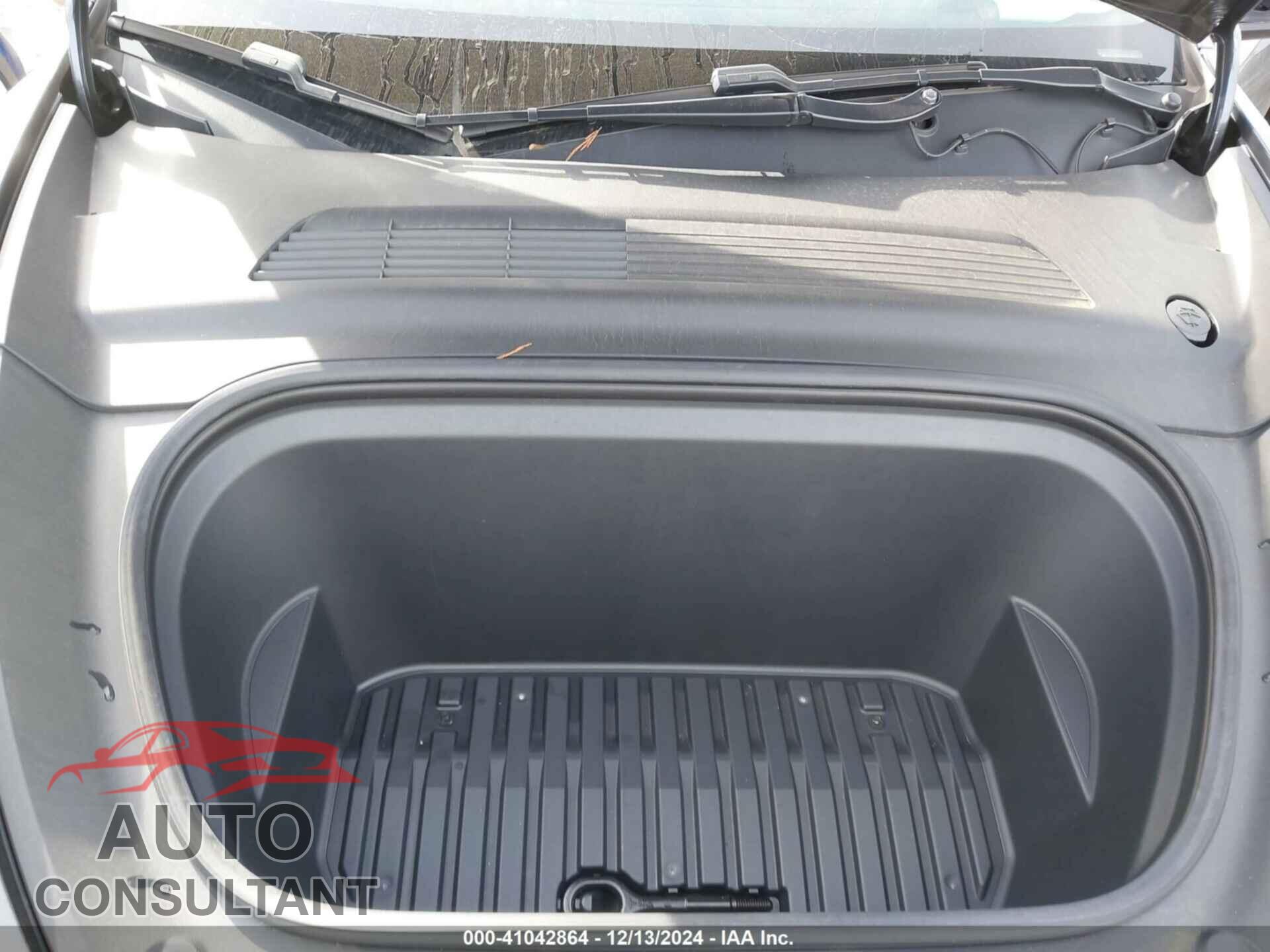 TESLA MODEL Y 2021 - 5YJYGDEE1MF070642
