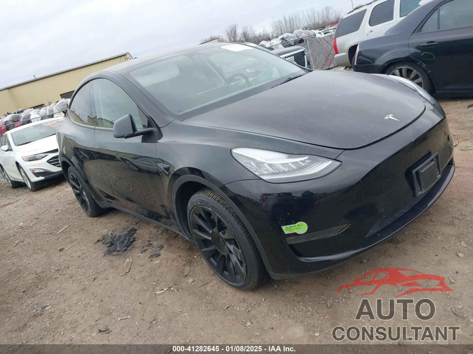 TESLA MODEL Y 2023 - 7SAYGDEE3PA042779