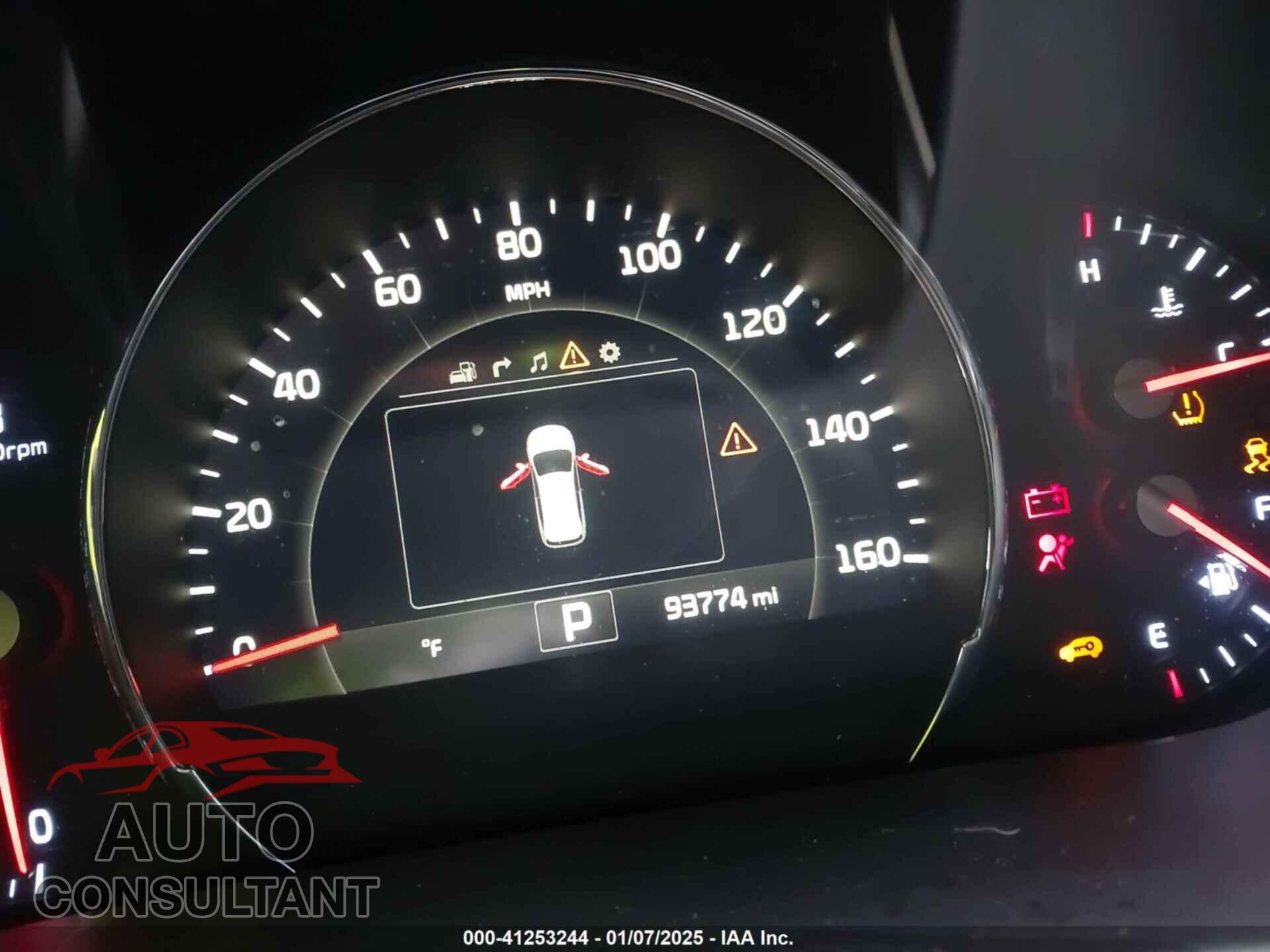 KIA SORENTO 2016 - 5XYPKDA58GG070327