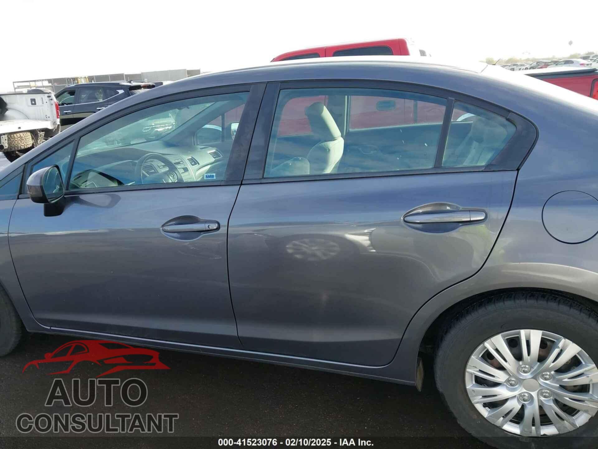 HONDA CIVIC 2015 - 2HGFB2F59FH543744