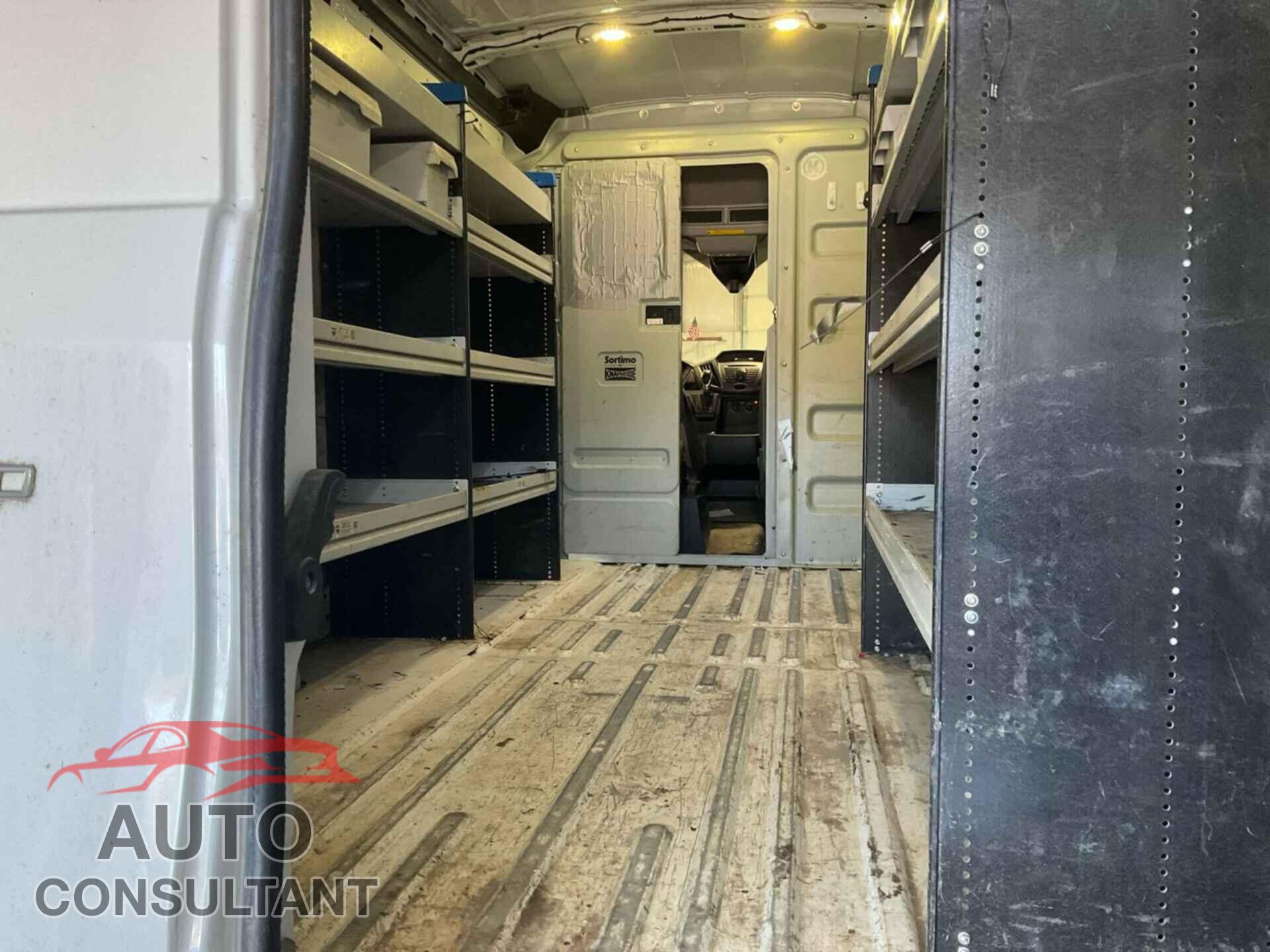 FORD TRANSIT 2017 - 1FTYR2CMXHKA03216
