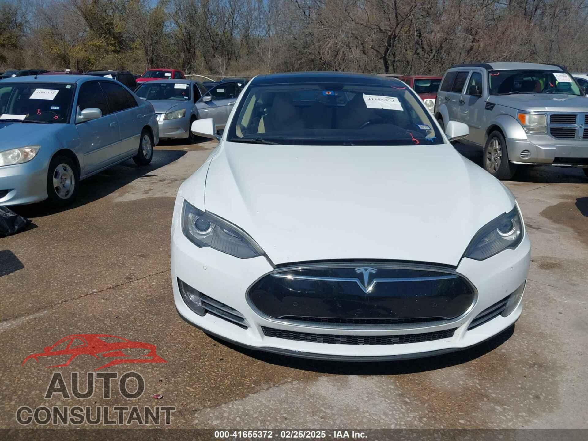 TESLA MODEL S 2013 - 5YJSA1CN2DFP28624