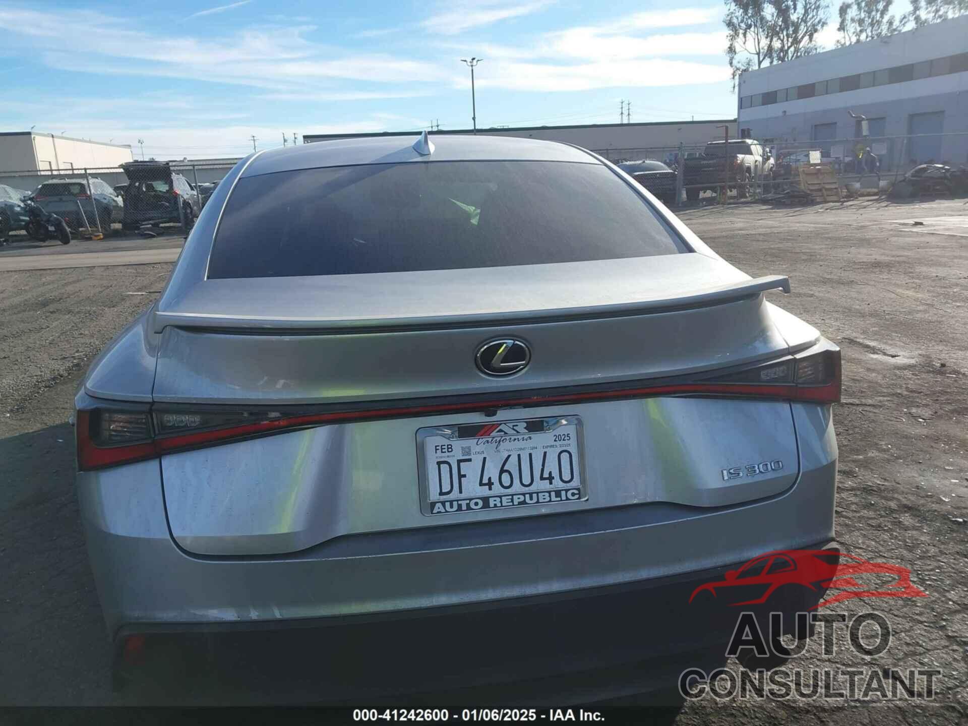 LEXUS IS 300 2021 - JTHAA1D26M5113204