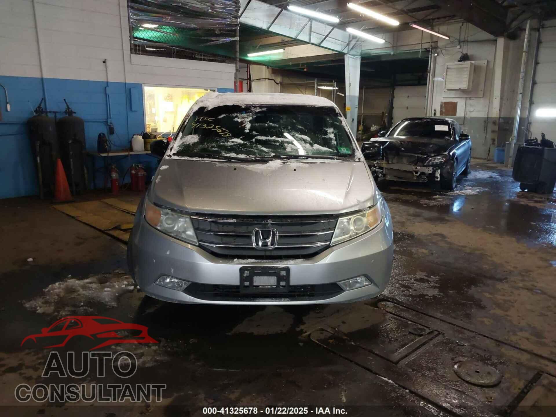 HONDA ODYSSEY 2011 - 5FNRL5H92BB005686