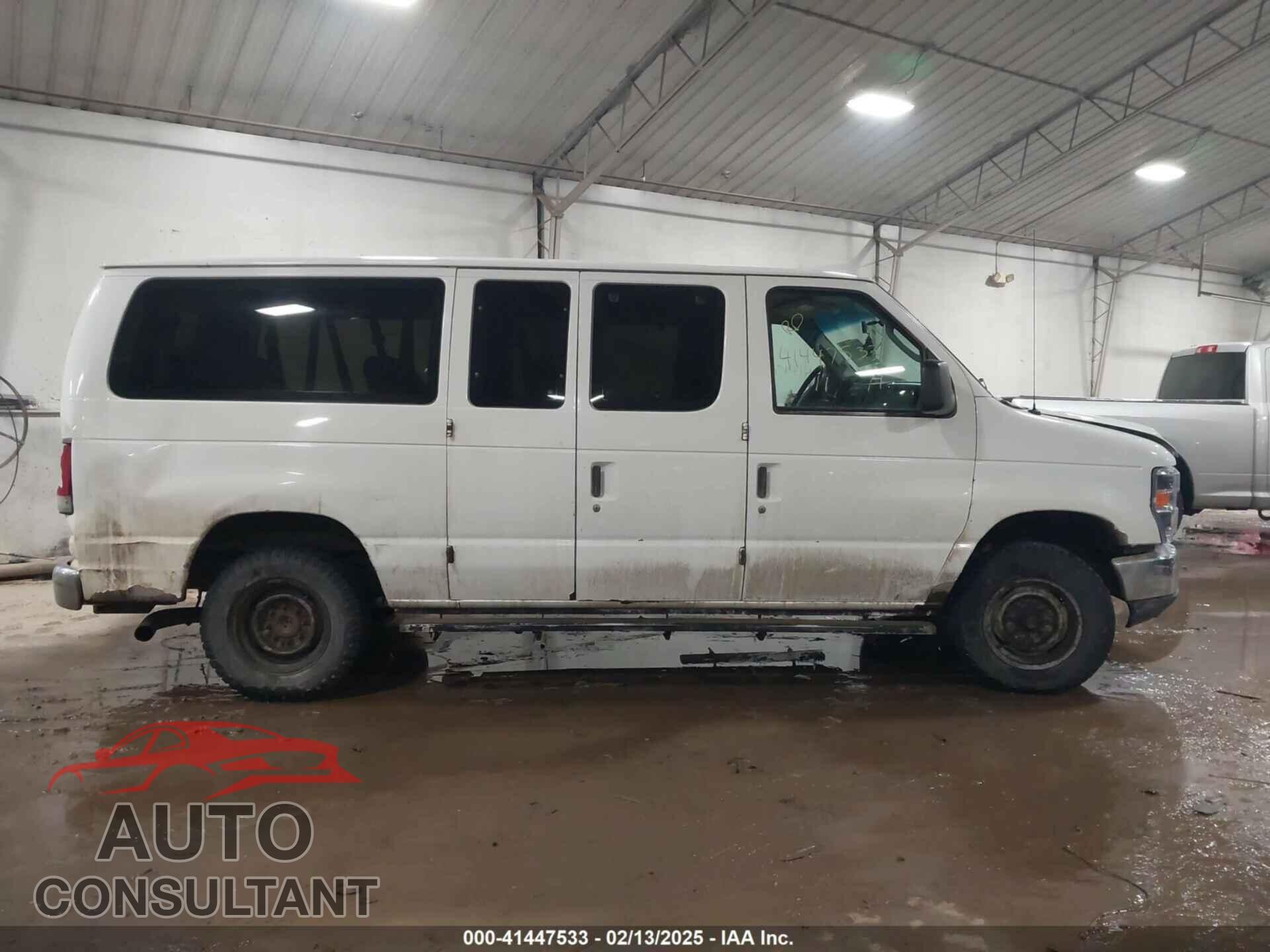 FORD E-350 SUPER DUTY 2011 - 1FBNE3BL7BDA48109