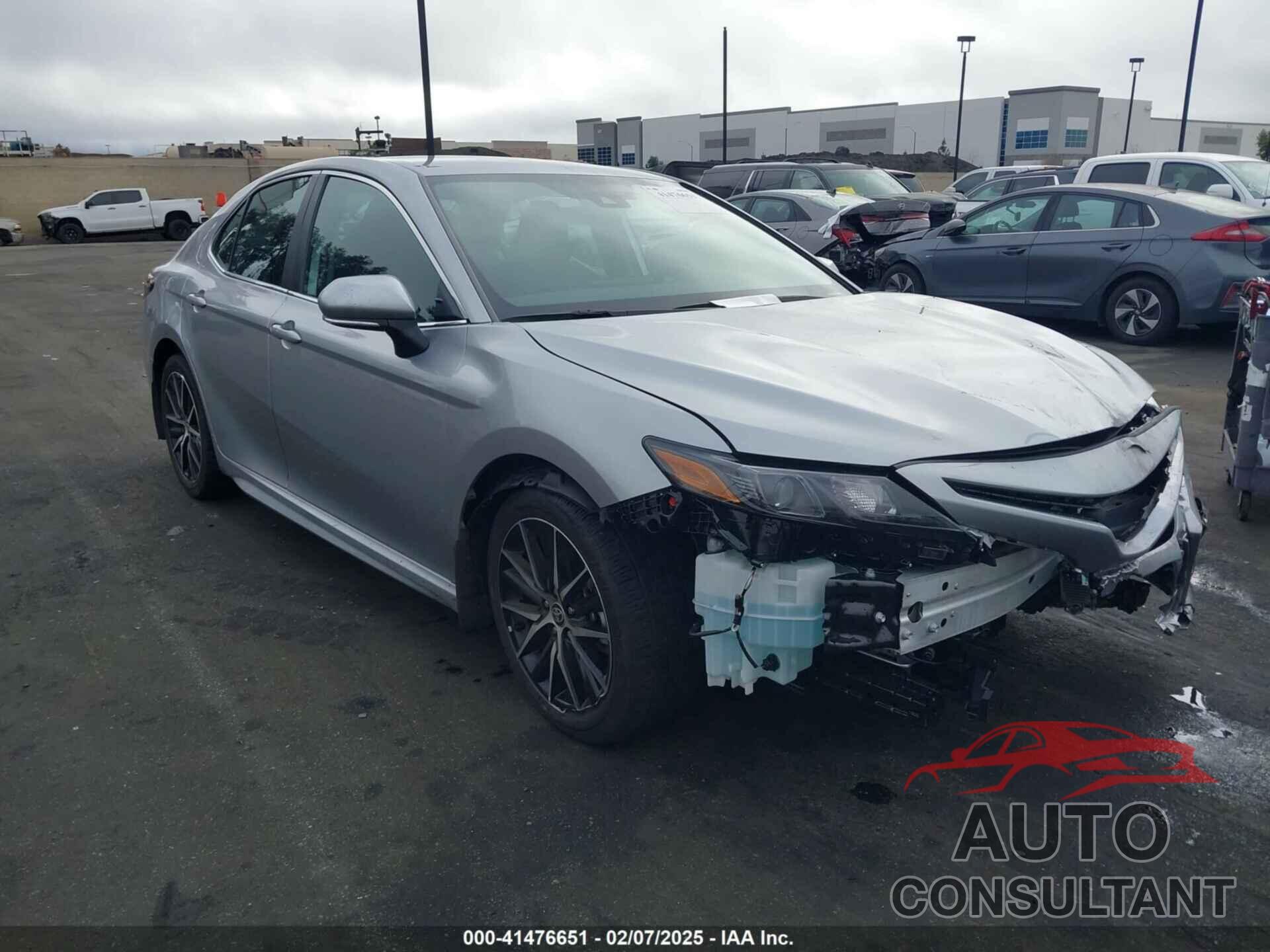 TOYOTA CAMRY 2023 - 4T1G11AK6PU755833