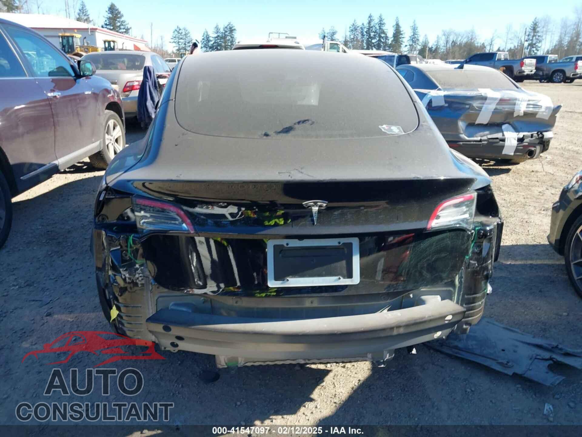 TESLA MODEL 3 2023 - 5YJ3E1EA8PF711964