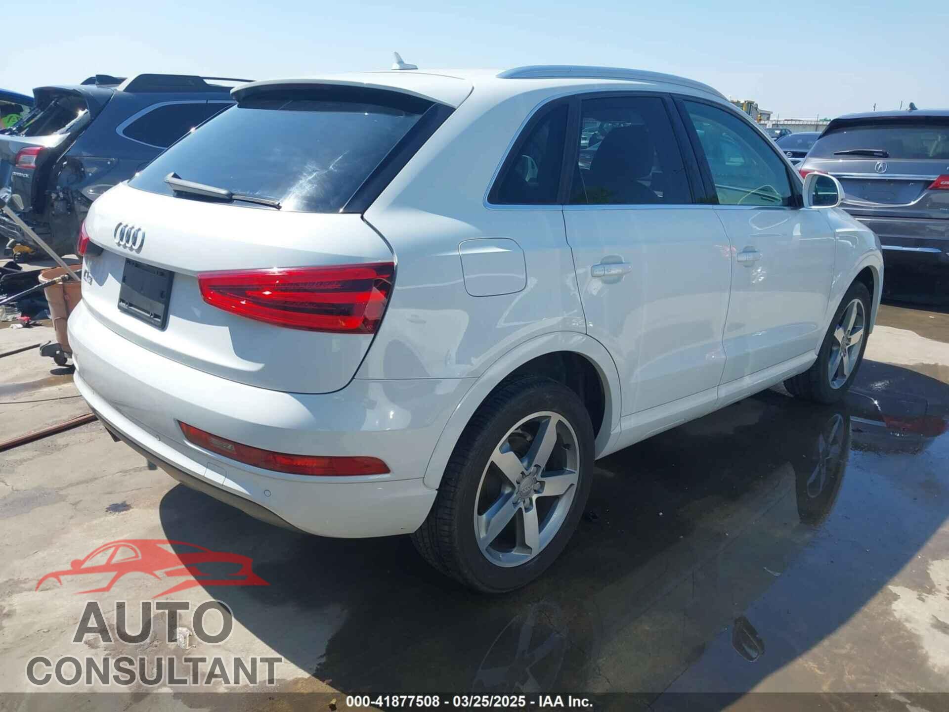 AUDI Q3 2015 - WA1FFCFS2FR008845