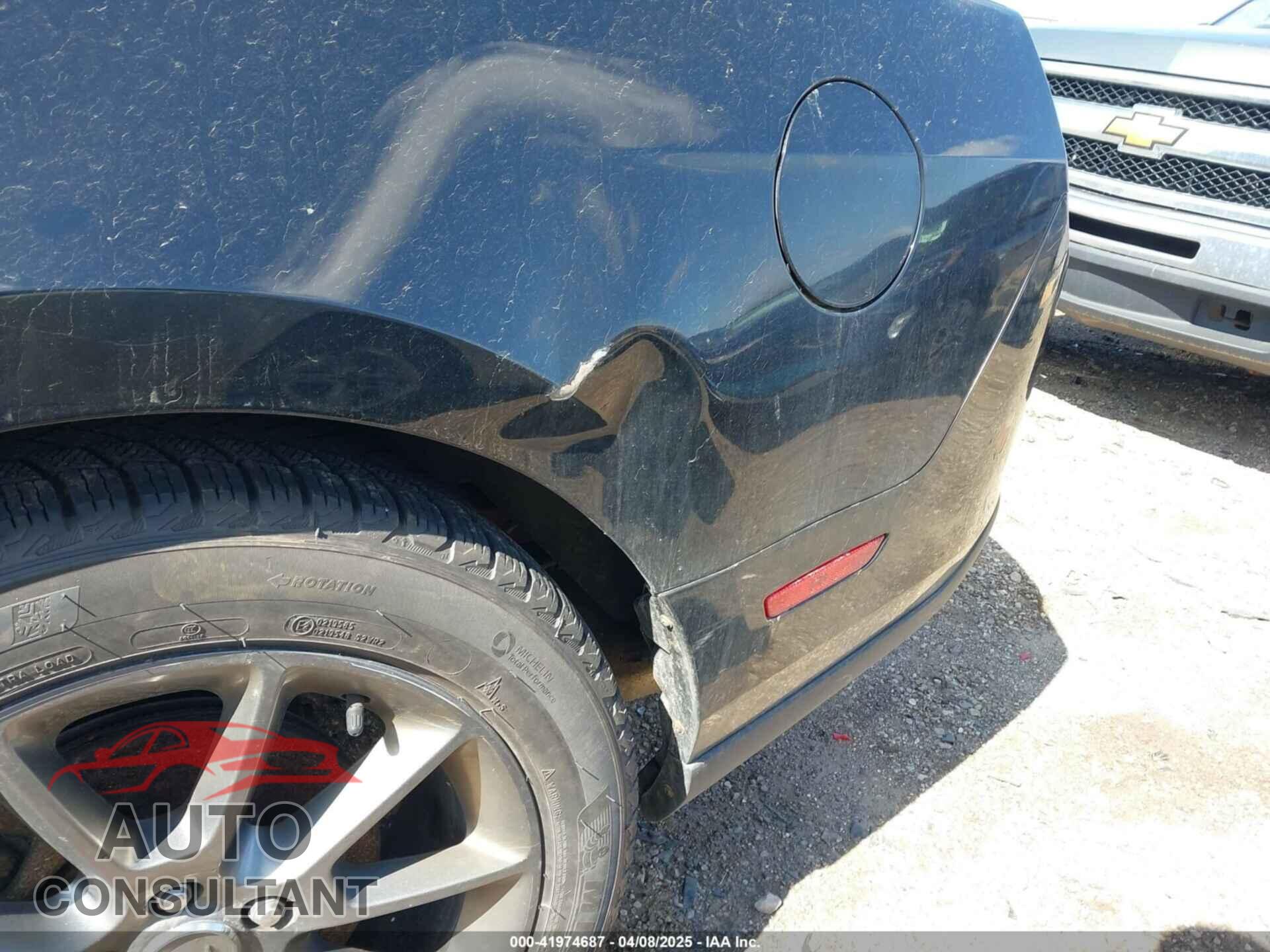 FORD MUSTANG 2011 - 1ZVBP8AM4B5149602