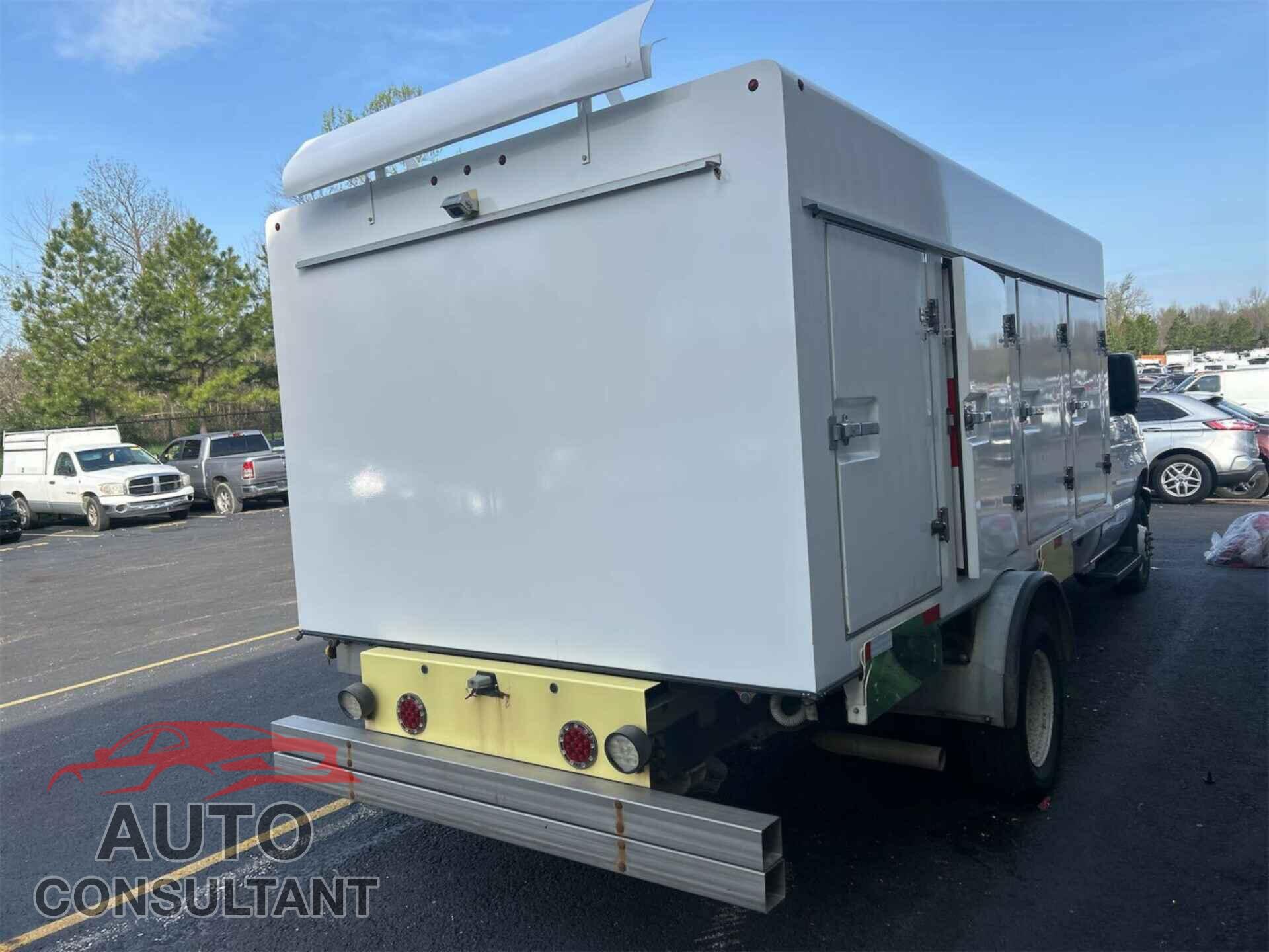 FORD ECONOLINE 2019 - 1FDXE4FS6KDC07788