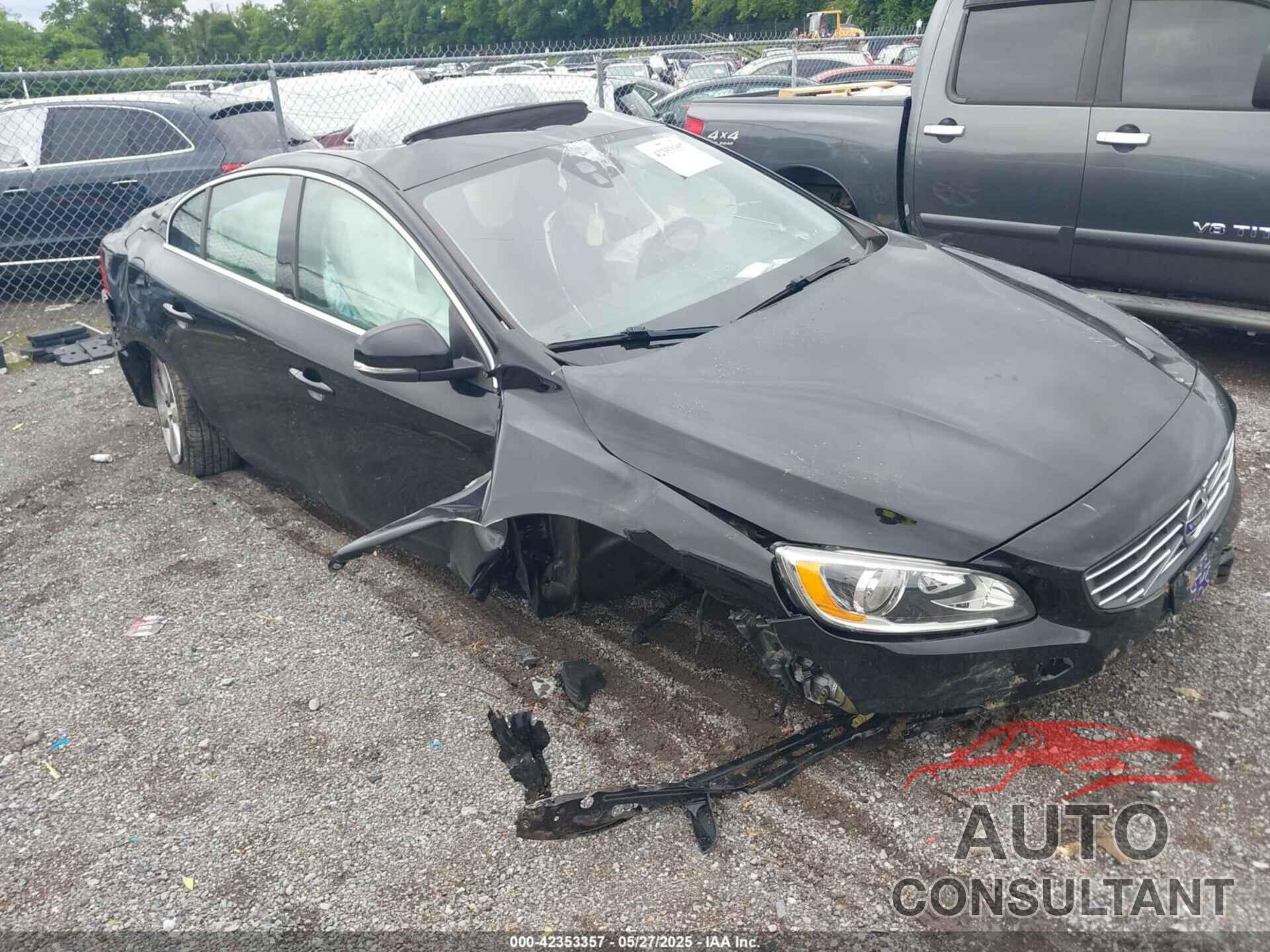 VOLVO S60 2016 - YV1612TK3G2411949