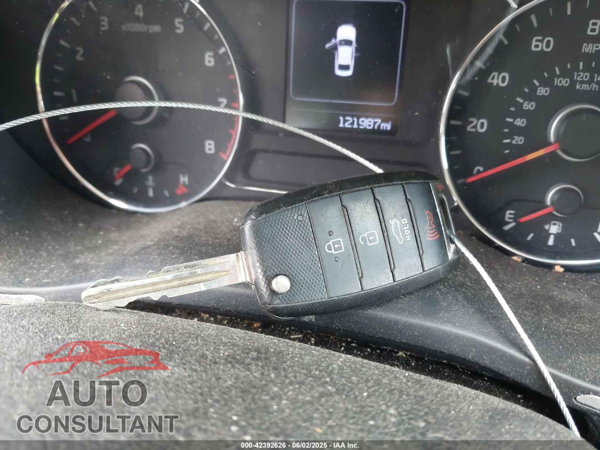 KIA FORTE 2017 - 3KPFL4A74HE123971