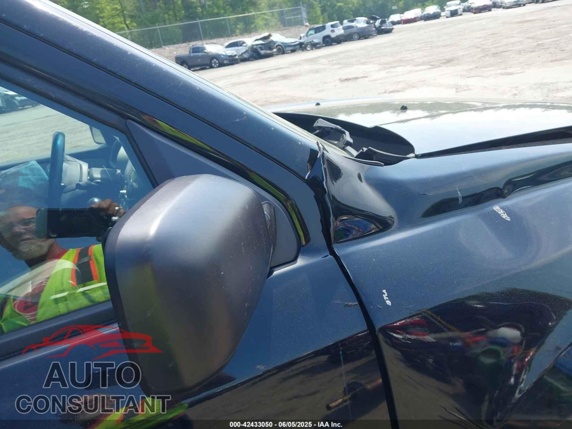 HONDA PILOT 2013 - 5FNYF4H24DB051250