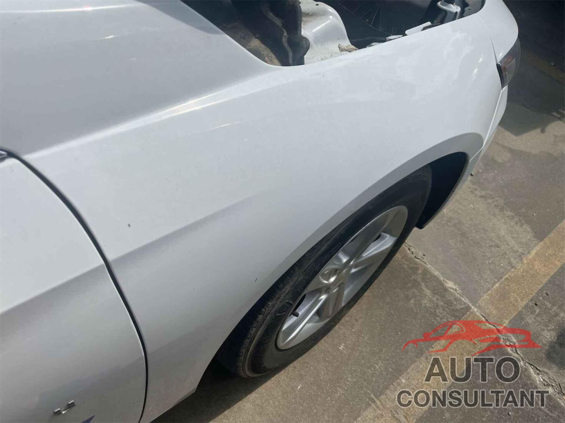CHEVROLET MALIBU 2020 - 1G1ZC5ST3LF073084