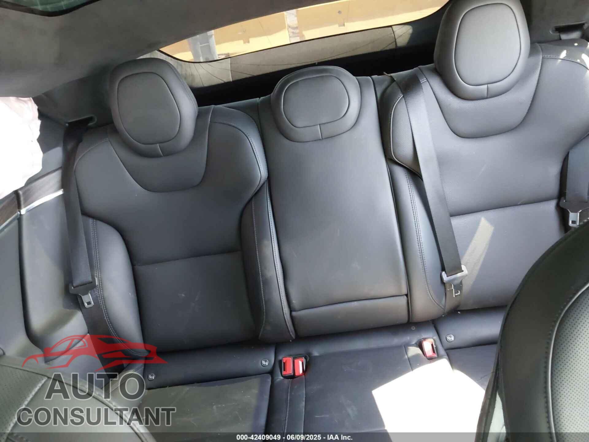 TESLA MODEL S 2023 - 5YJSA1E59PF500816