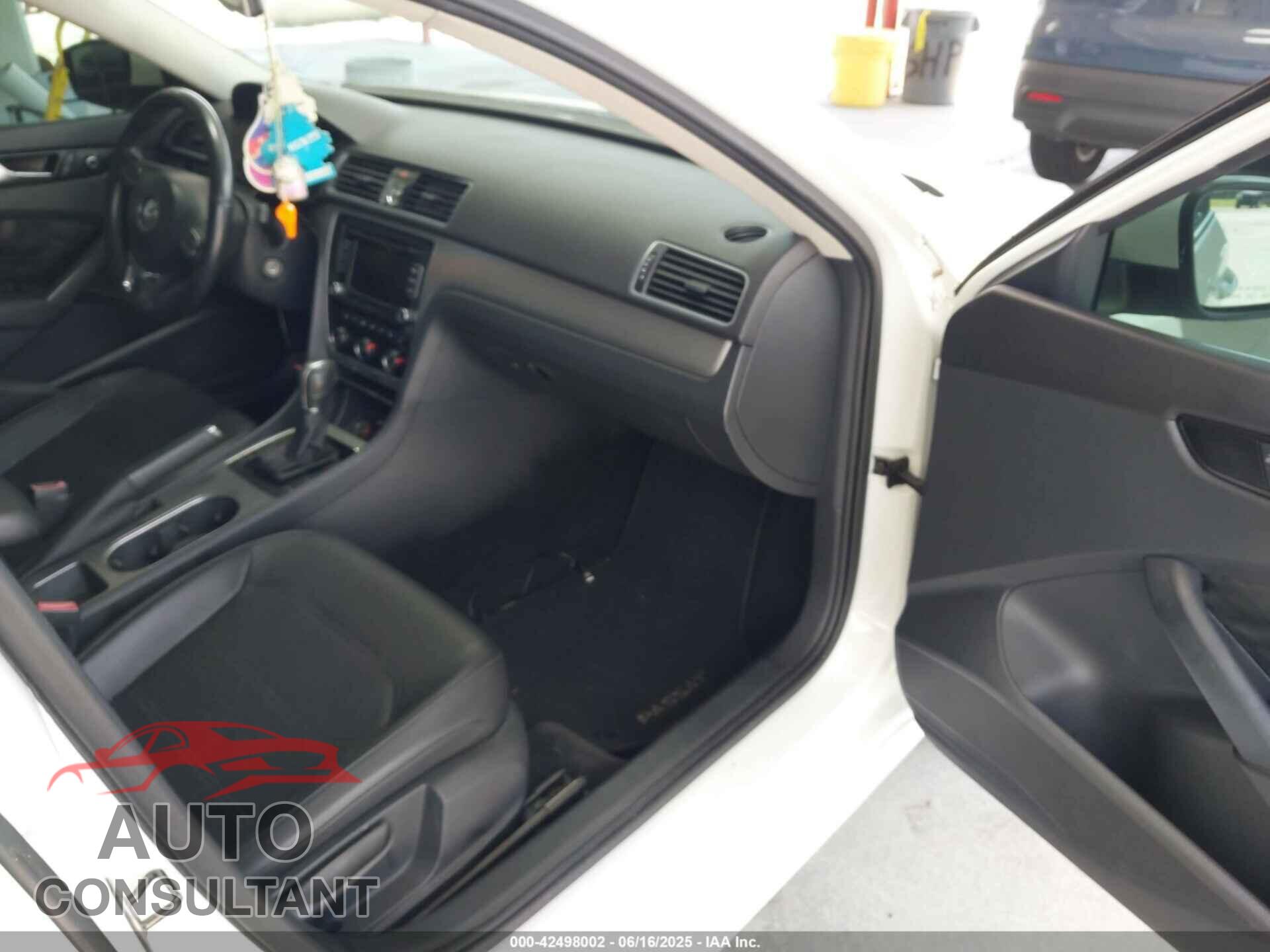 VOLKSWAGEN PASSAT 2014 - 1VWBS7A3XEC060844
