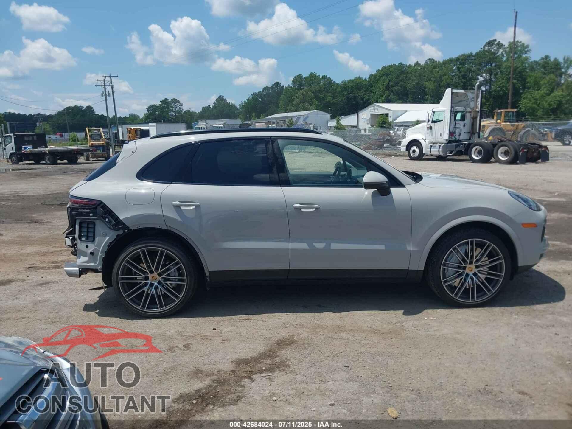 PORSCHE CAYENNE 2022 - WP1AA2AY2NDA05622