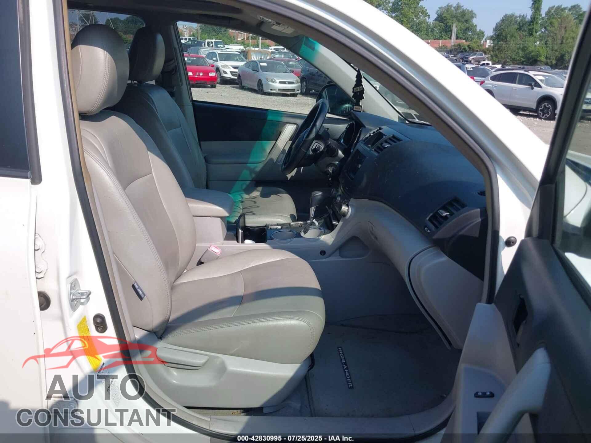 TOYOTA HIGHLANDER 2009 - JTEES41A192125553