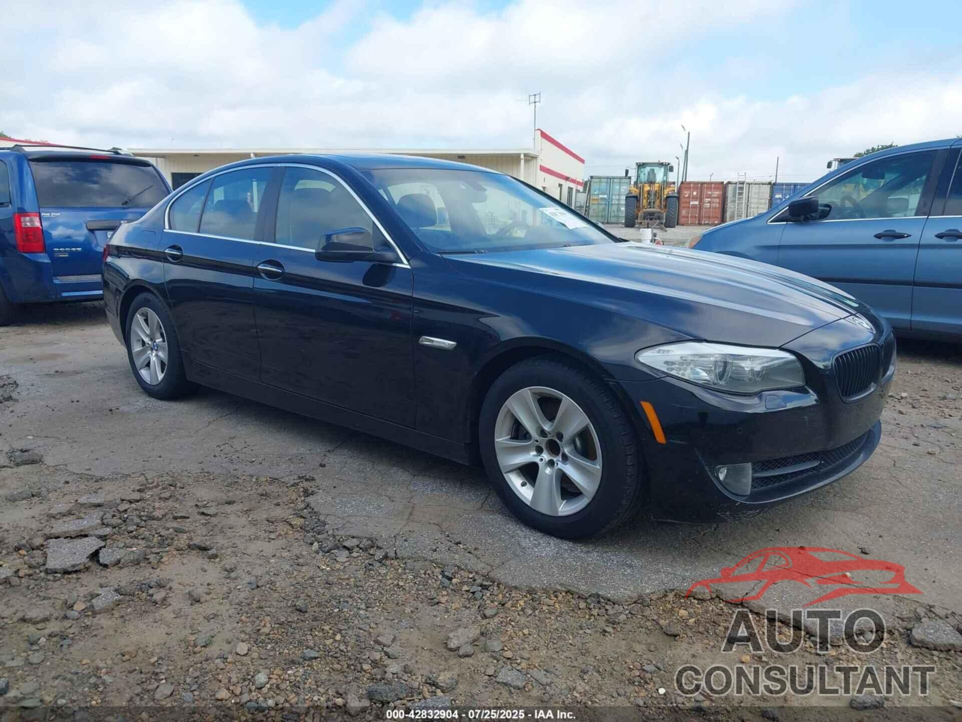 BMW 528I 2013 - WBAXG5C52DDY32286