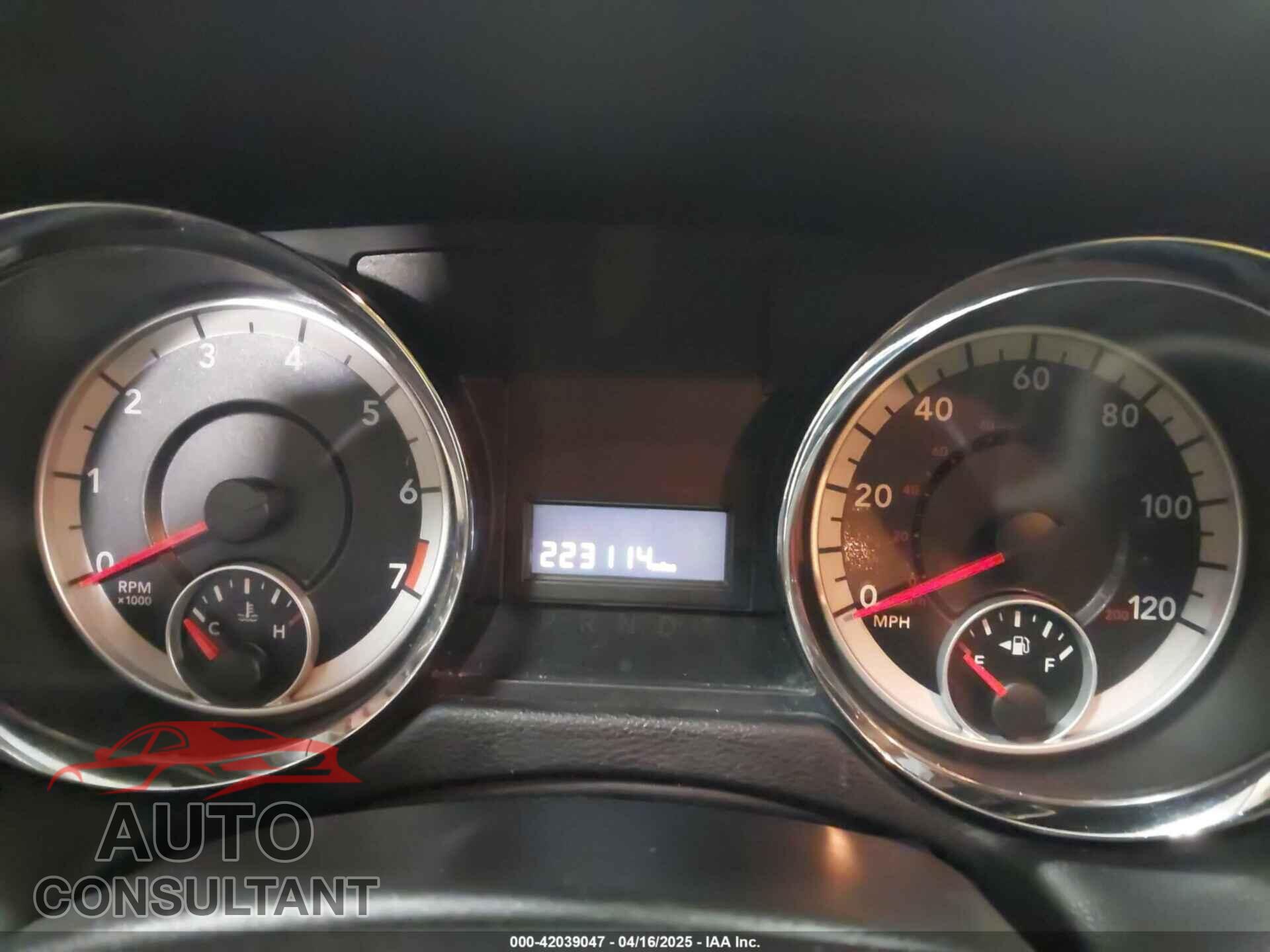 DODGE GRAND CARAVAN 2014 - 2C4RDGCG4ER173546