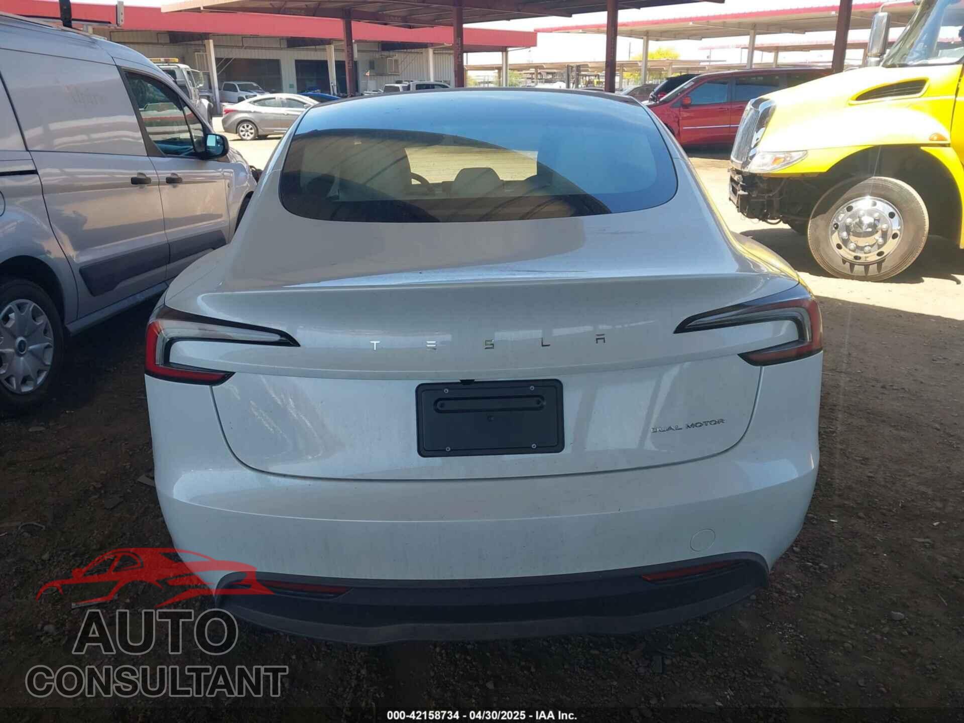 TESLA MODEL 3 2025 - 5YJ3E1EB9SF885771