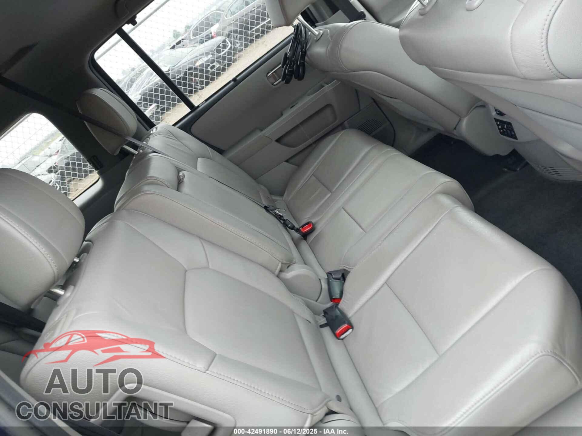 HONDA PILOT 2013 - 5FNYF4H98DB085348