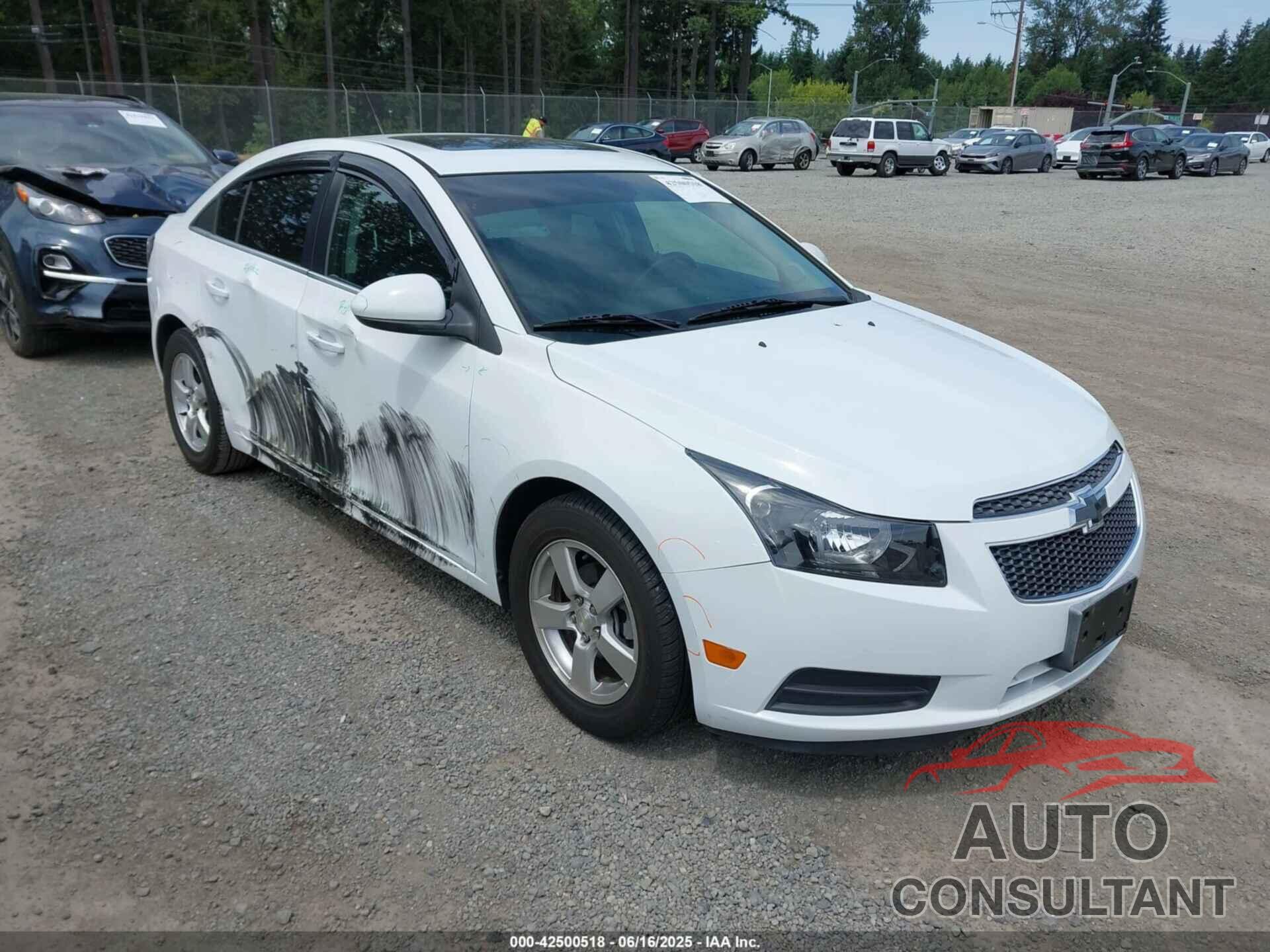 CHEVROLET CRUZE 2014 - 1G1PC5SB1E7148716
