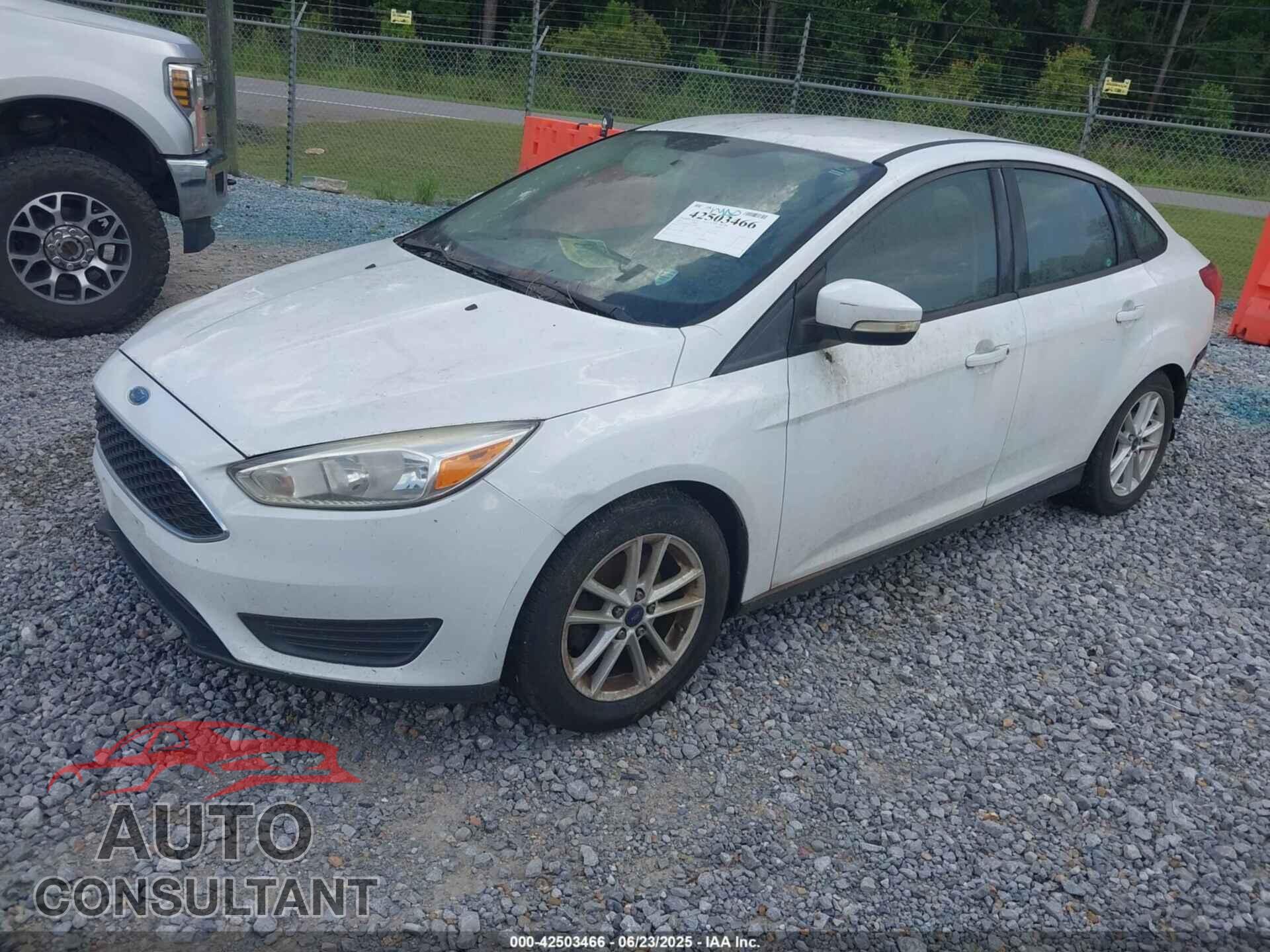 FORD FOCUS 2015 - 1FADP3F23FL203050