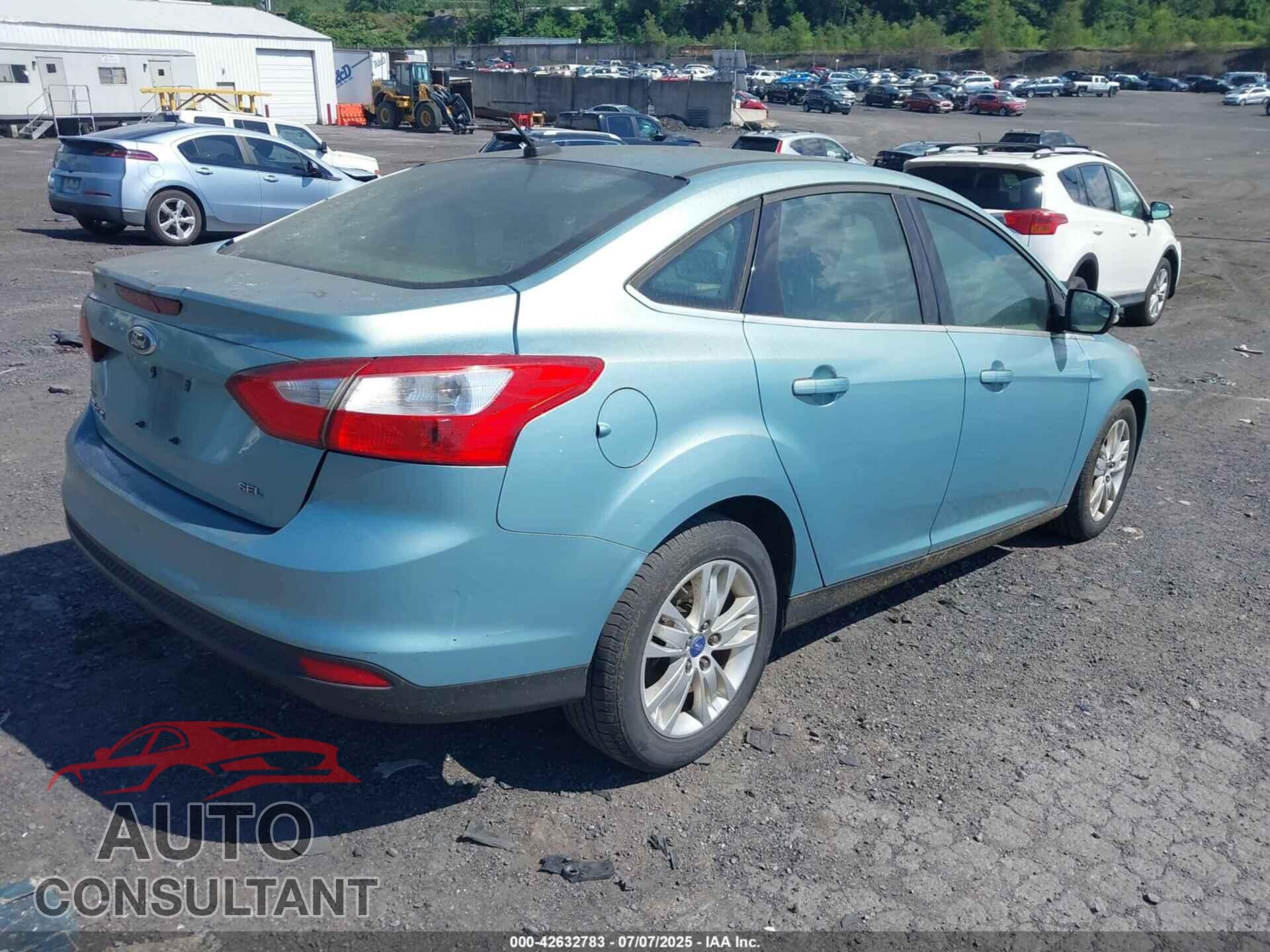 FORD FOCUS 2012 - 1FAHP3H21CL213053