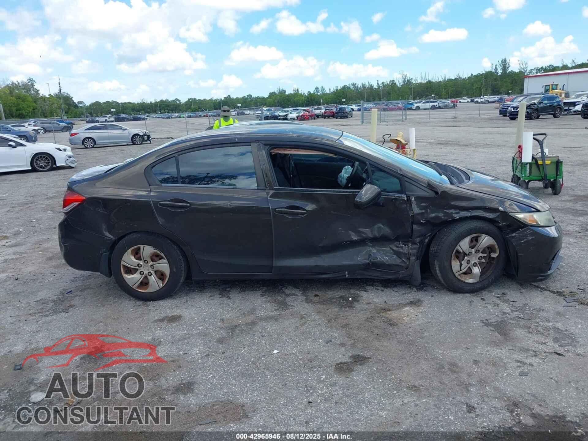 HONDA CIVIC 2014 - 2HGFB2F53EH553314