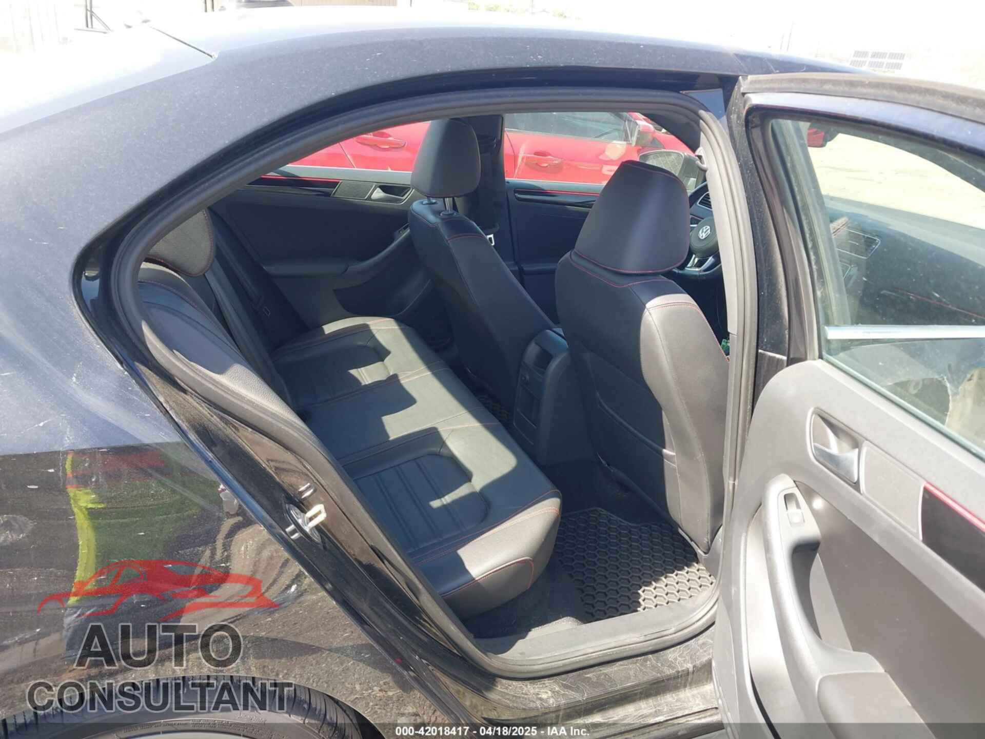 VOLKSWAGEN JETTA 2017 - 3VW5T7AJ8HM414310