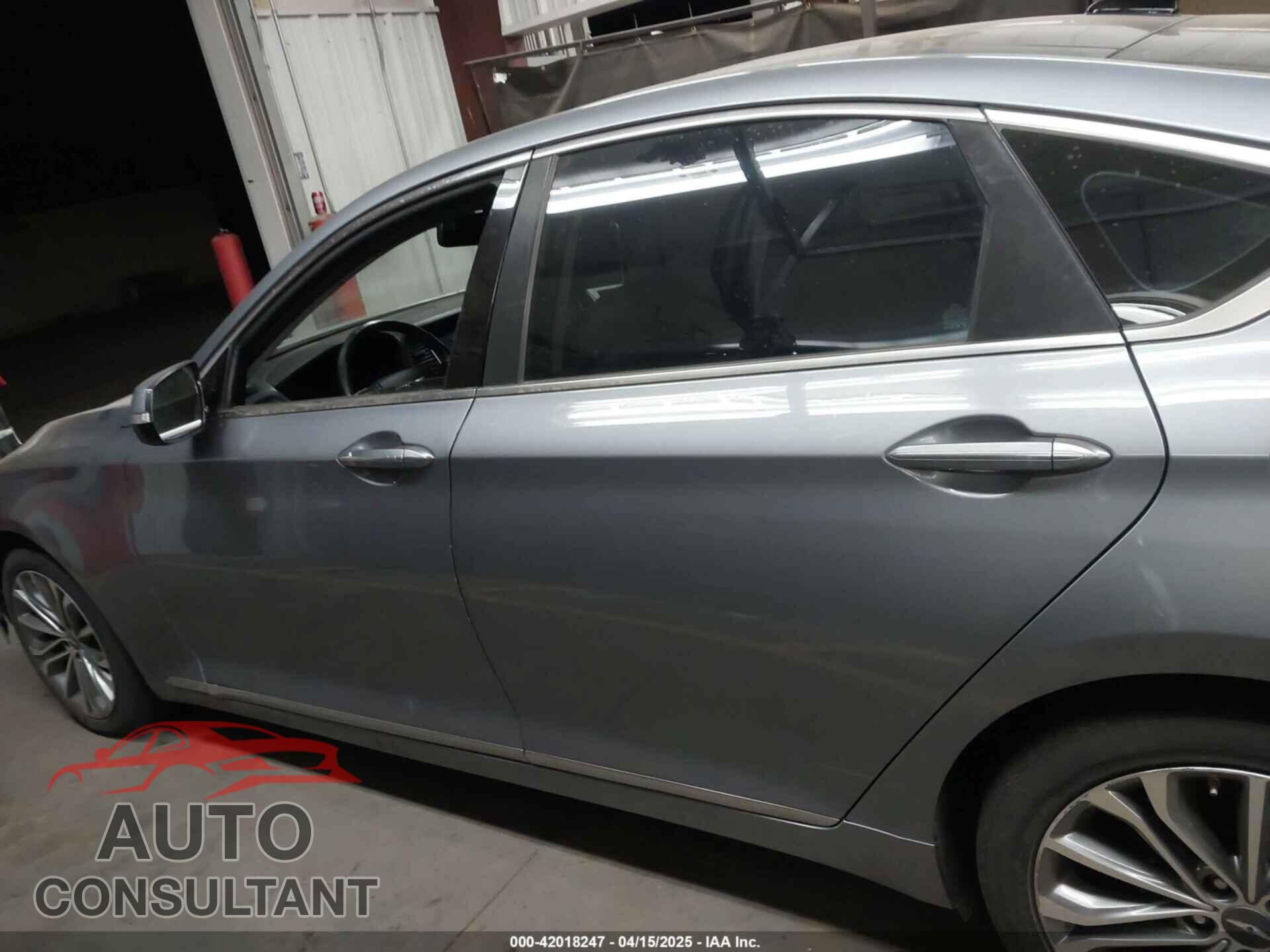 HYUNDAI GENESIS 2016 - KMHGN4JEXGU121151