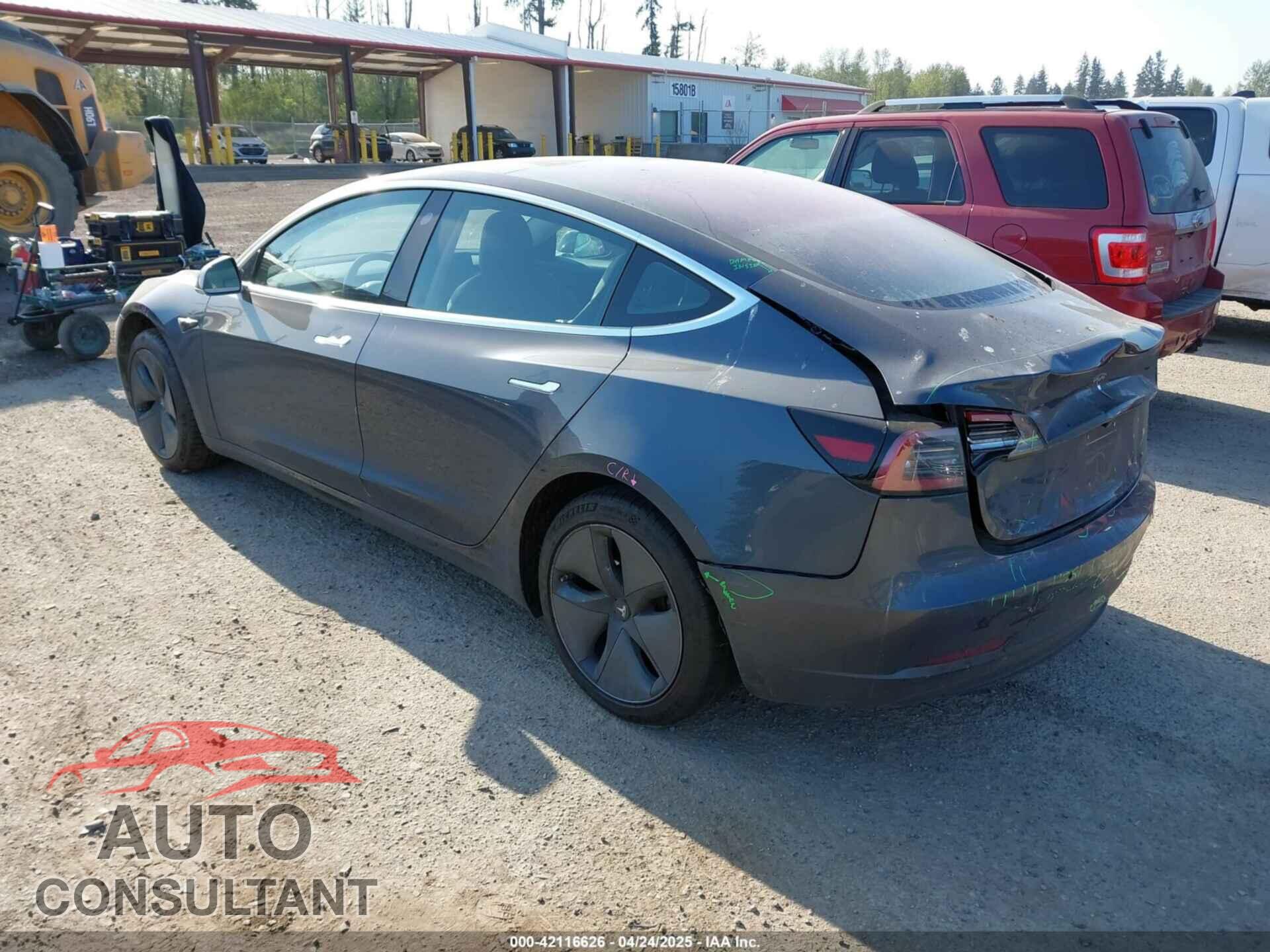 TESLA MODEL 3 2018 - 5YJ3E1EA1JF021139