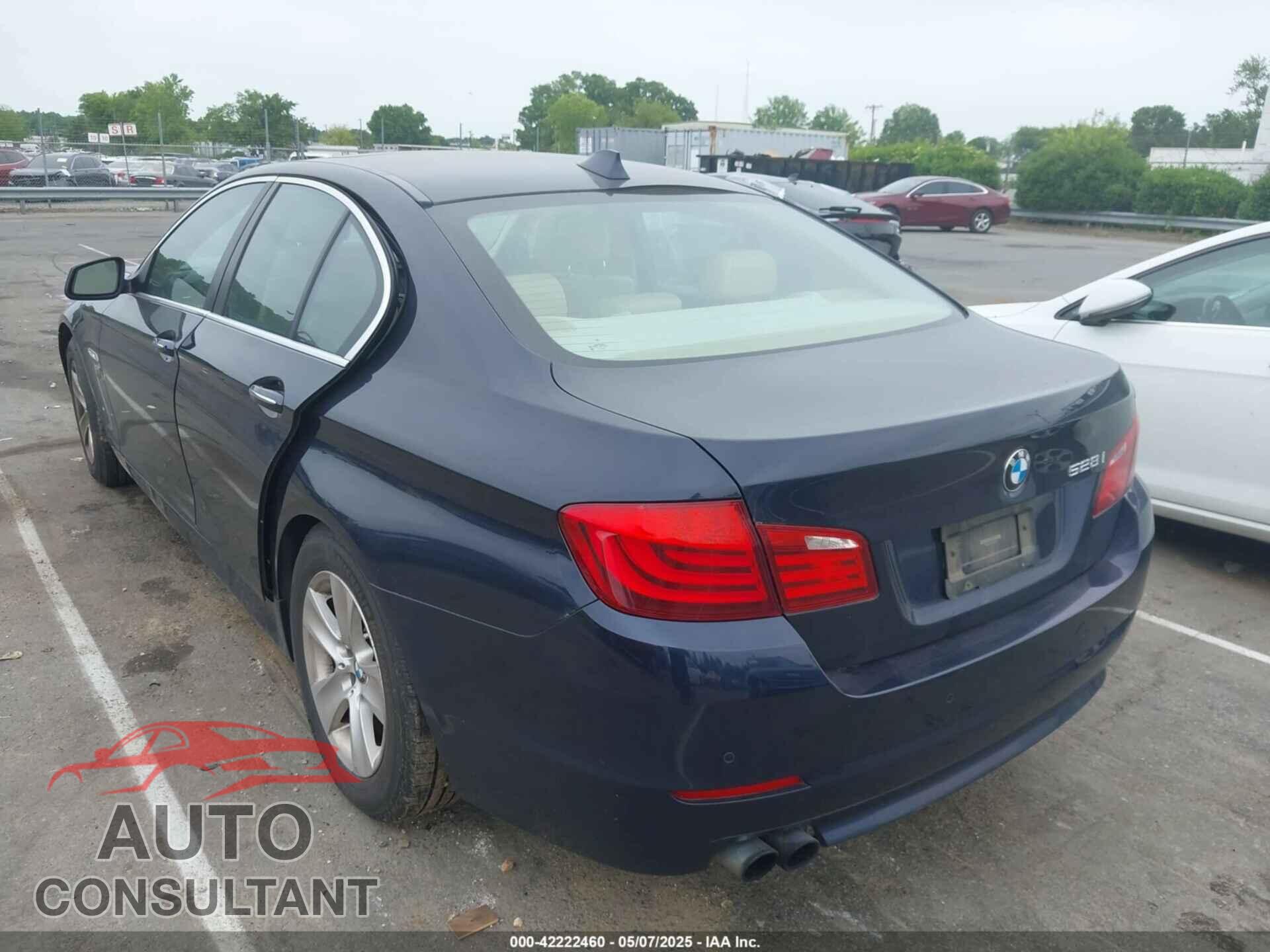 BMW 528I 2012 - WBAXH5C58CDW08404