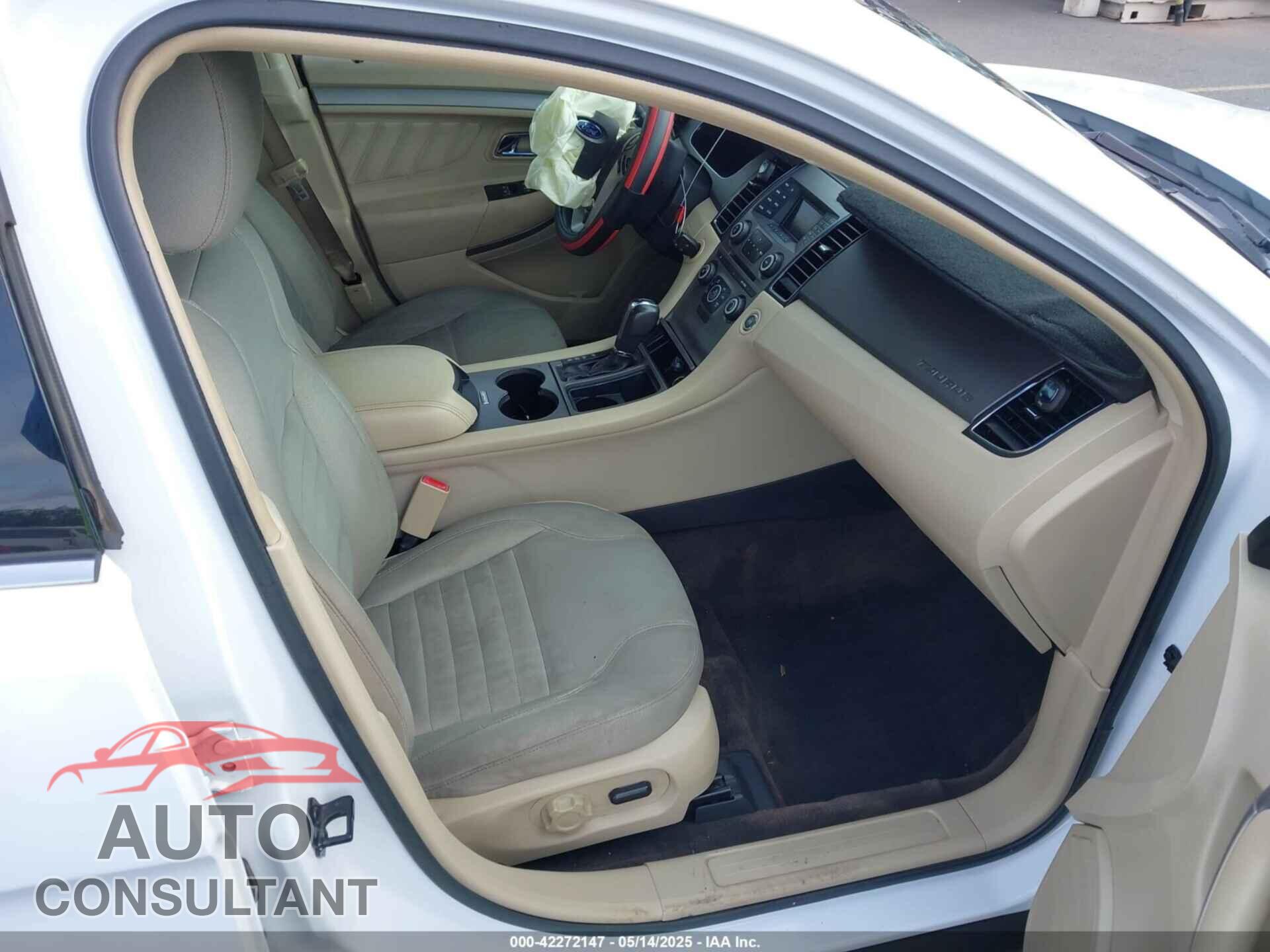 FORD TAURUS 2015 - 1FAHP2D88FG117681