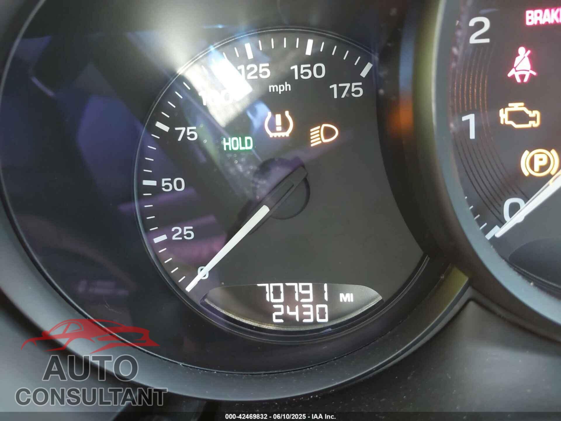 PORSCHE MACAN 2022 - WP1AA2A50NLB08680