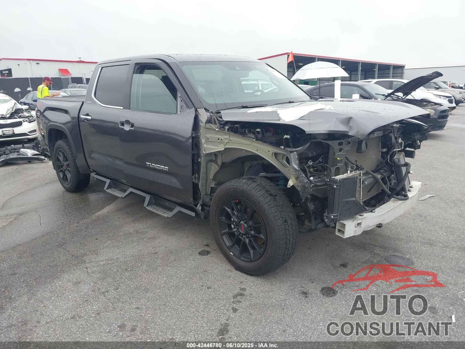 TOYOTA TUNDRA 2022 - 5TFJA5AB5NX010780