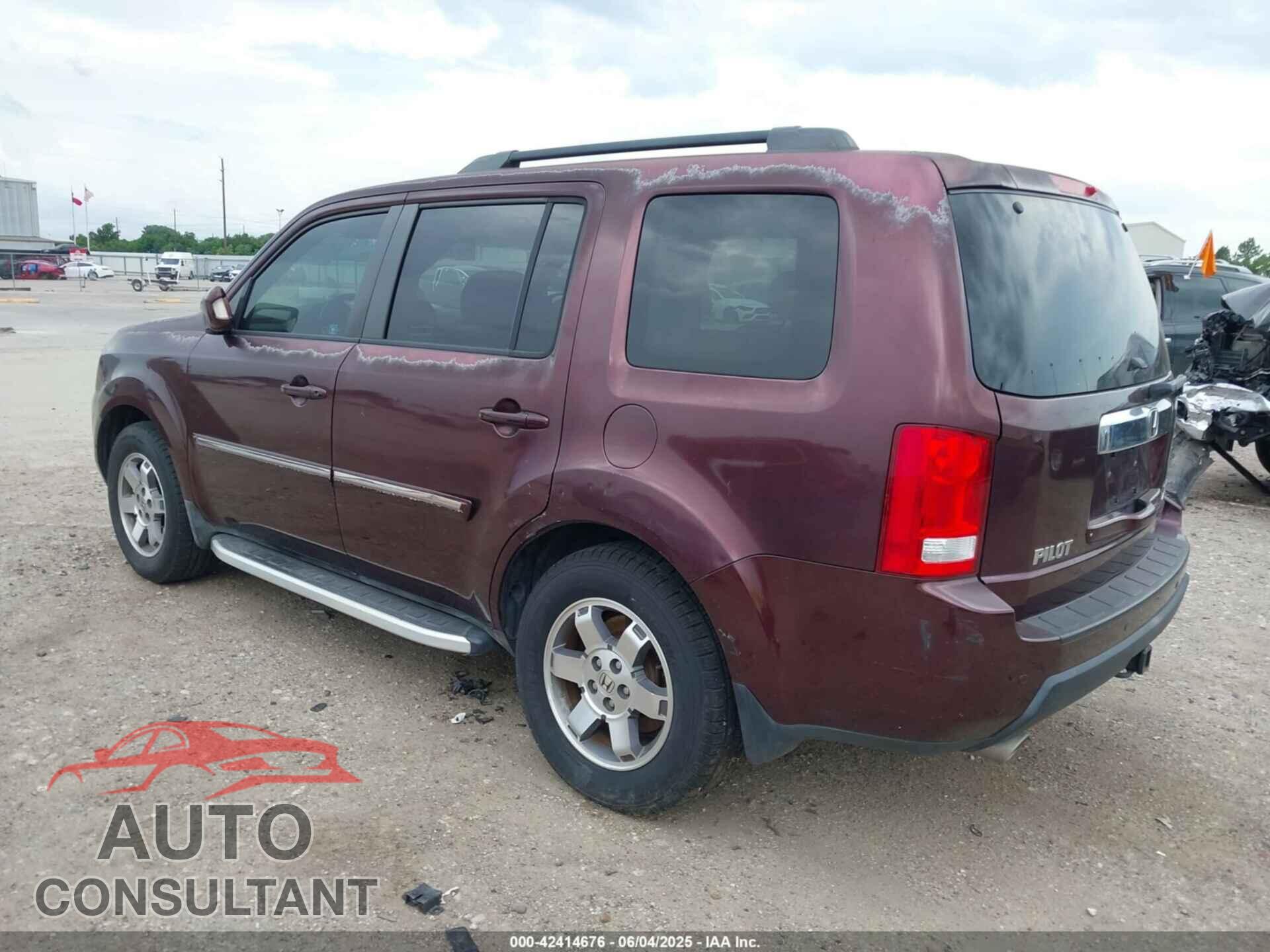 HONDA PILOT 2011 - 5FNYF4H90BB081811