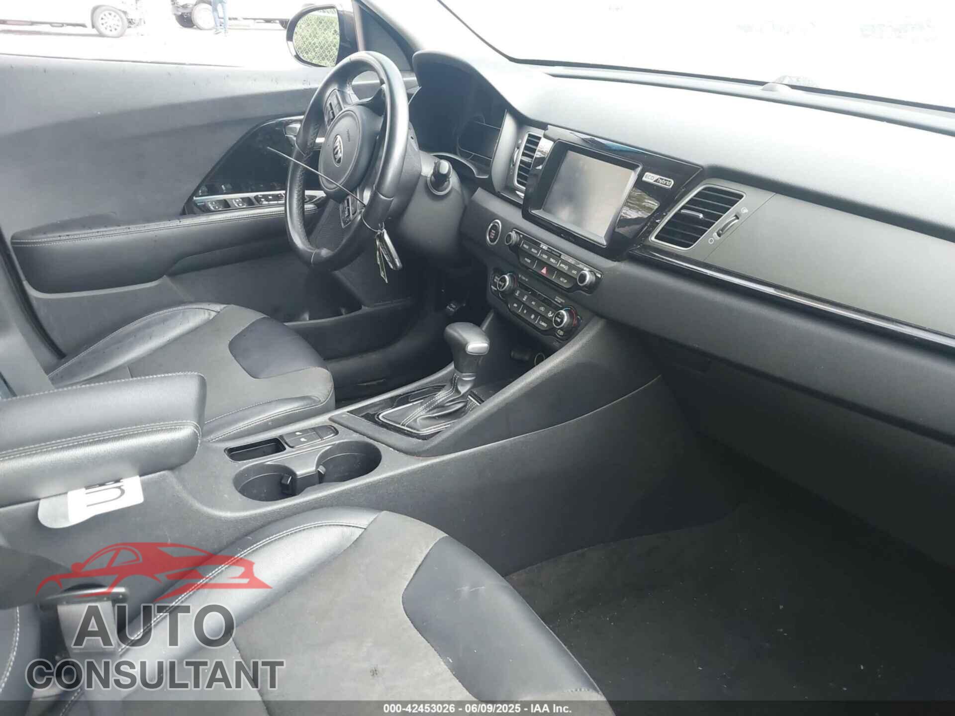 KIA NIRO 2017 - KNDCC3LC7H5037511