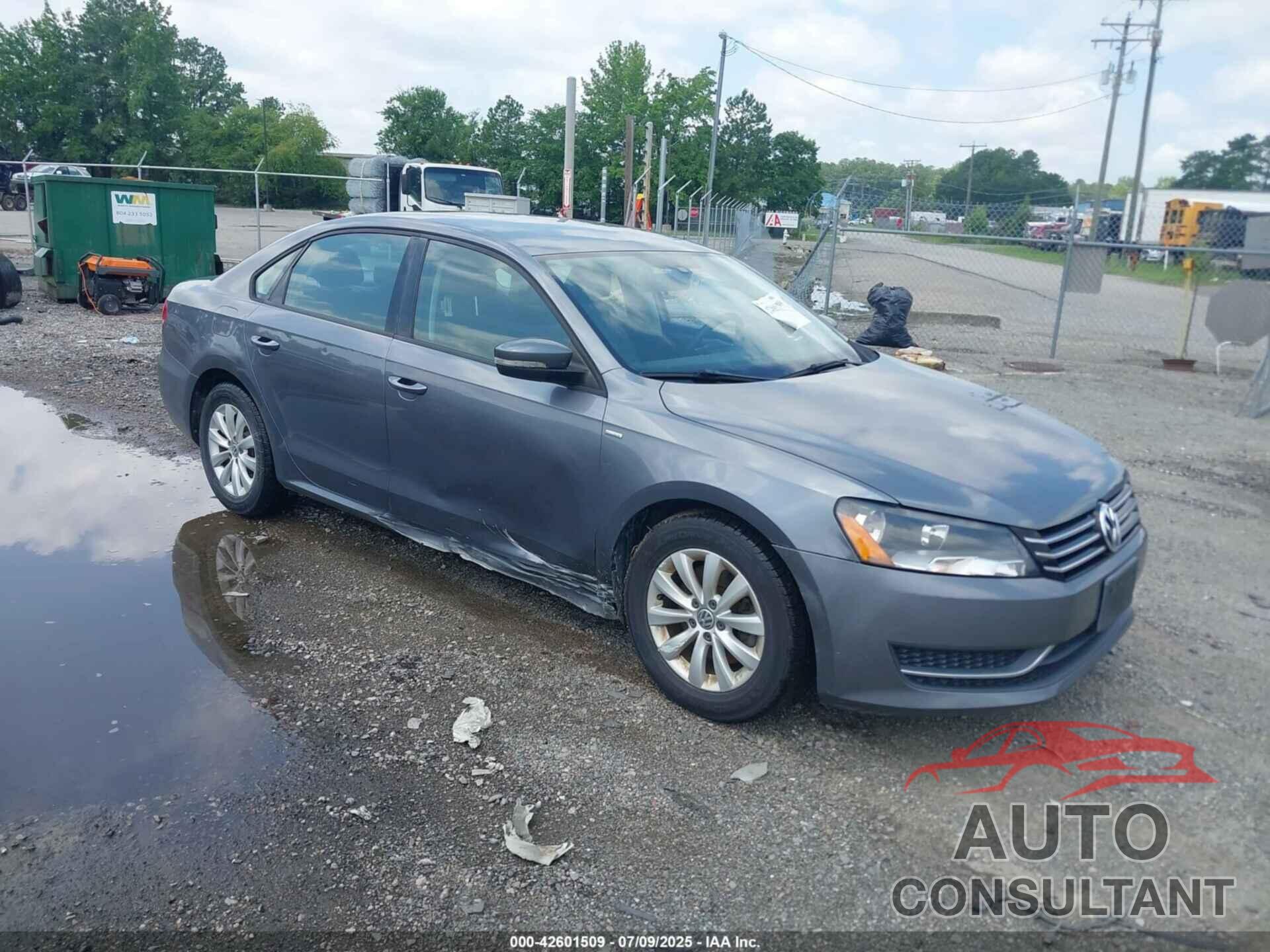 VOLKSWAGEN PASSAT 2013 - 1VWAH7A39DC141018