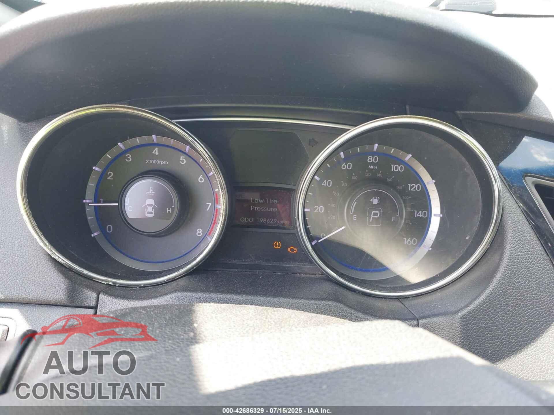 HYUNDAI SONATA 2011 - 5NPEC4AC6BH135762
