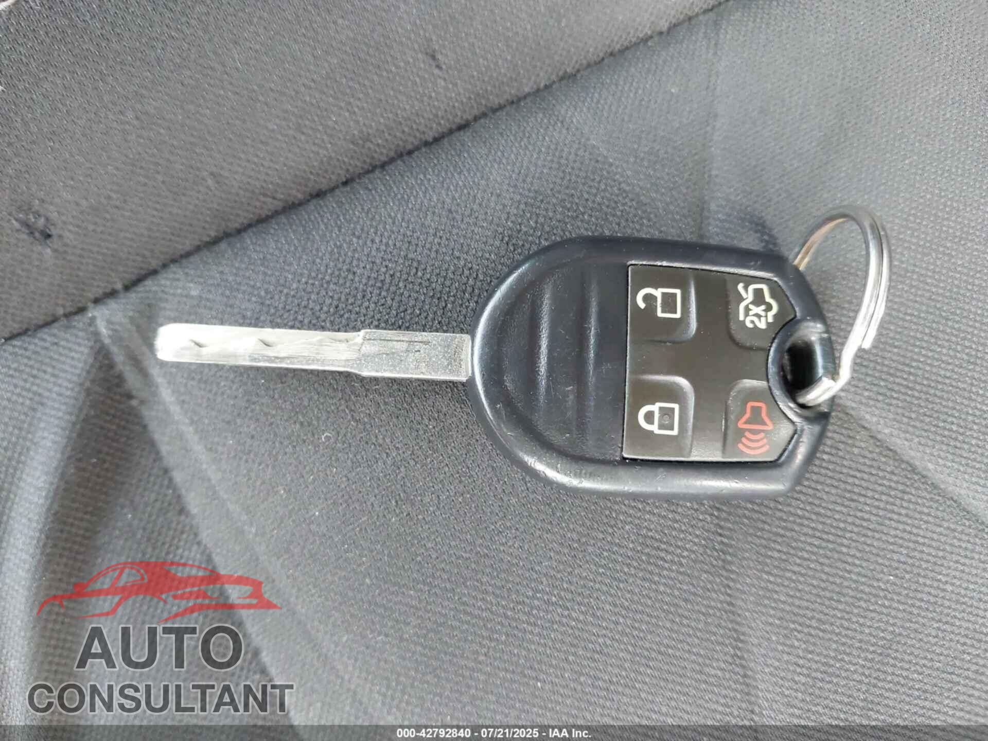 FORD FIESTA 2015 - 3FADP4EJ4FM205063